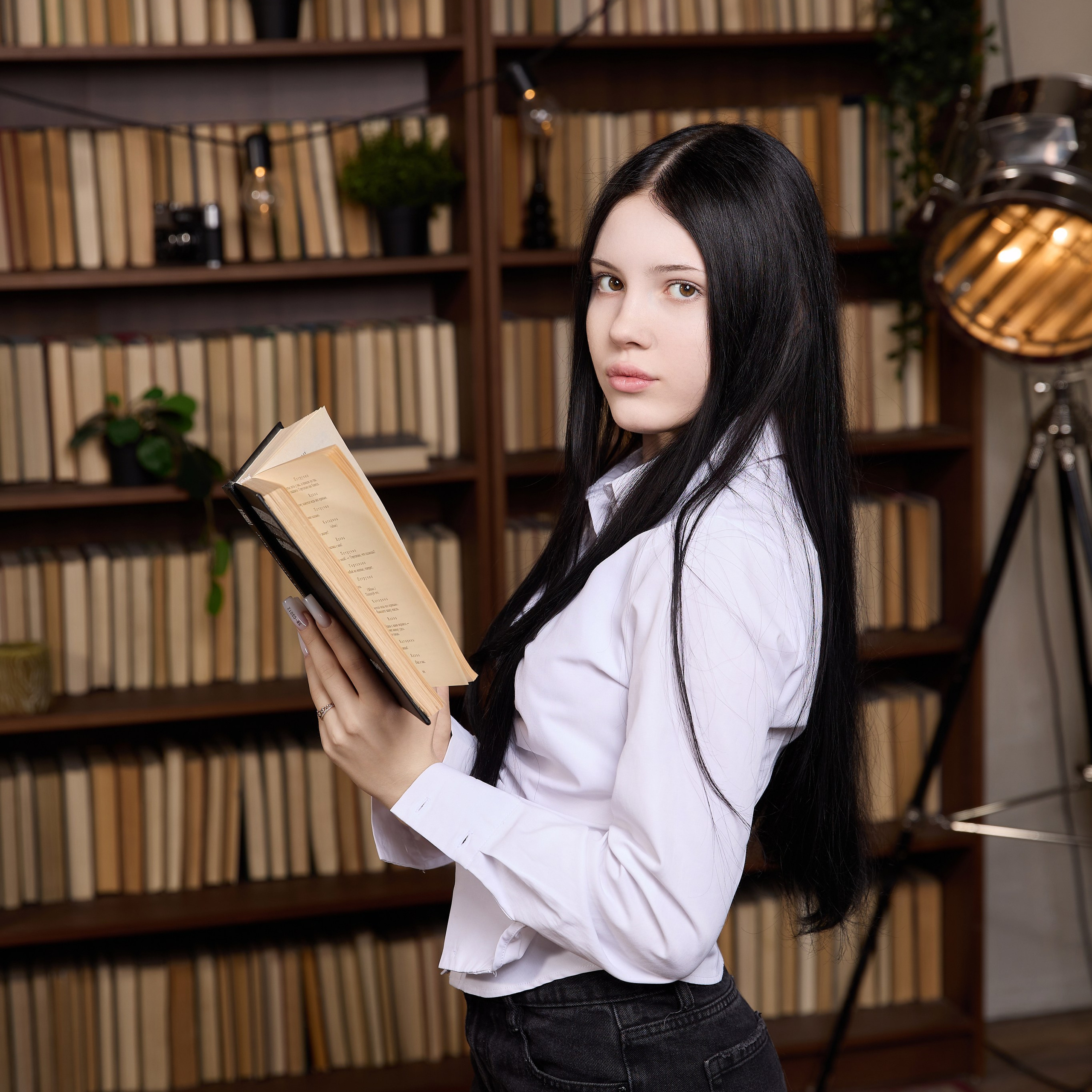 Фотосъёмка в студии. Выпускные альбомы в Томске. Фотограф Сергей Стёпин