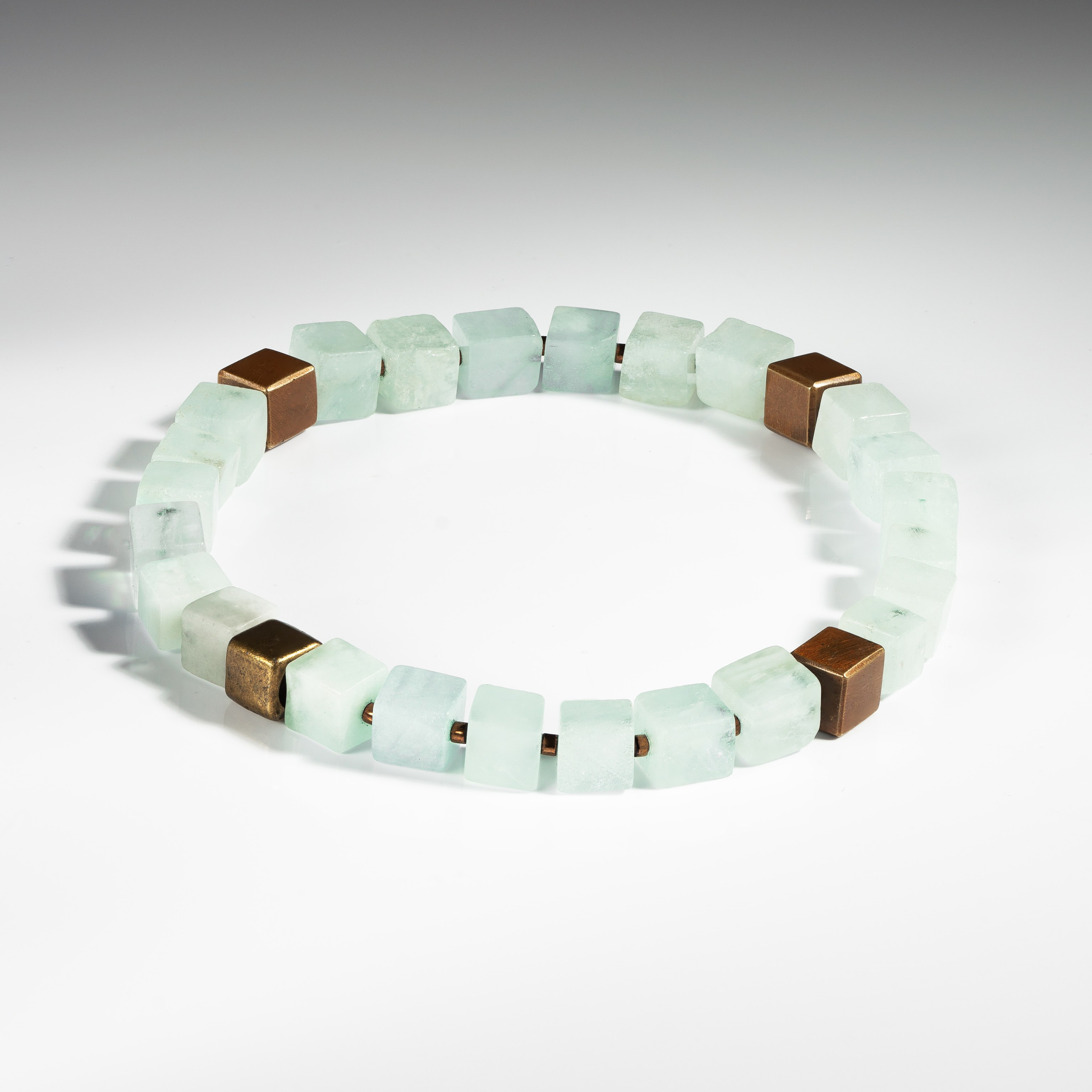 Браслеты. Юлия Василенко, Профессиональный предметный рекламный фотограф Барнаул, Алтай, и по всей России онлайн