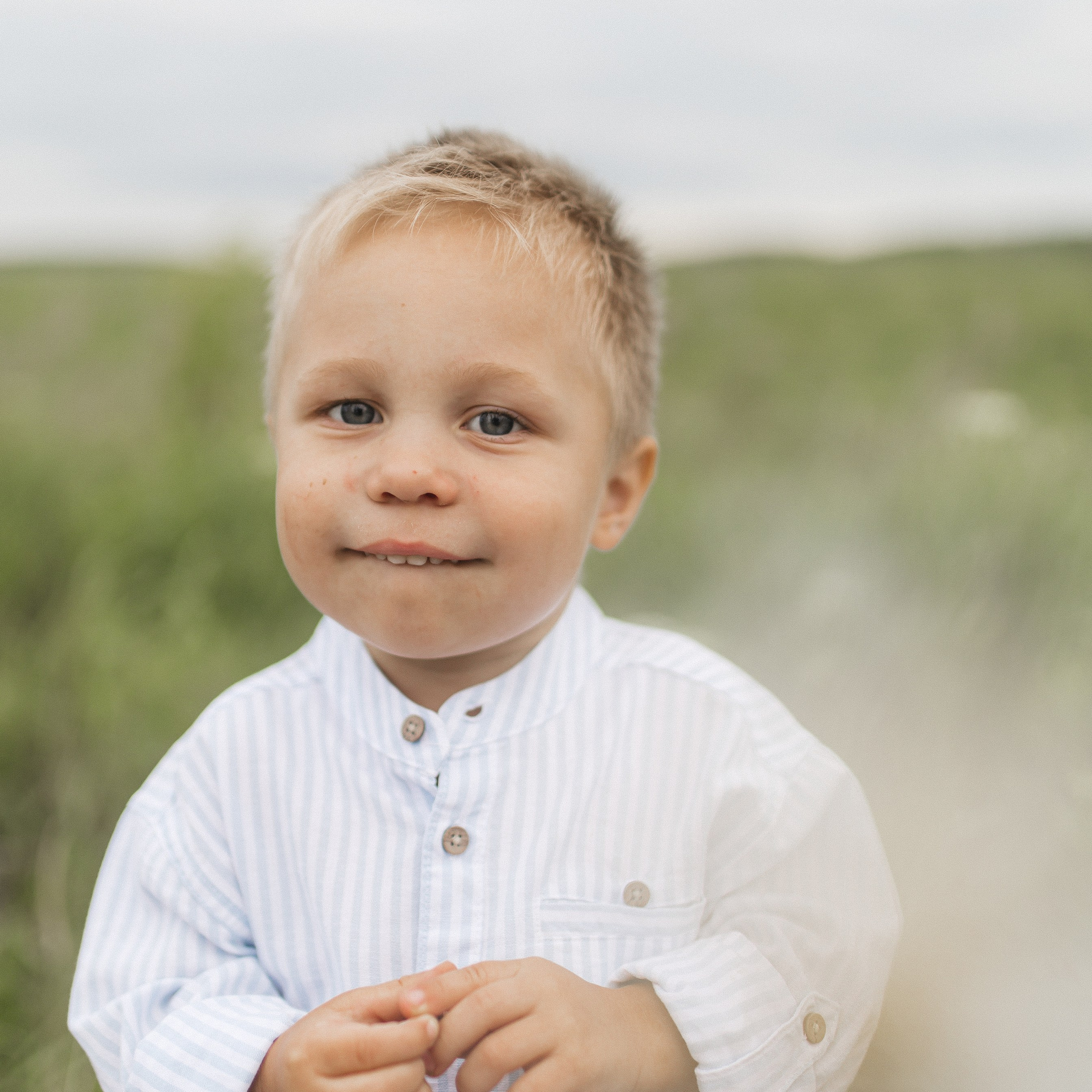 Маша и Миша и их веселая компания (пикник в поле)