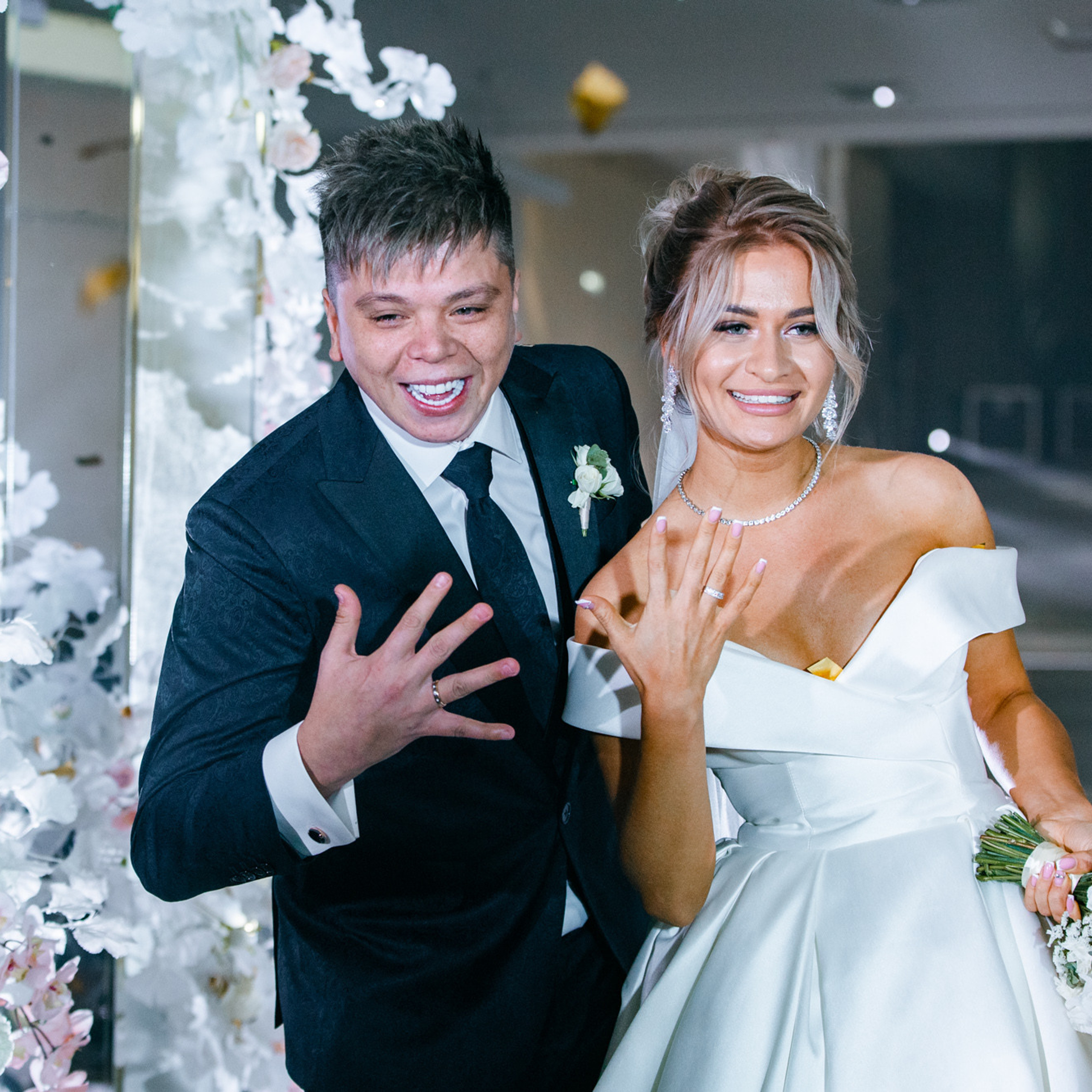 Свадьба Радика Юльякшина (Элвин Грей) и Инзили.