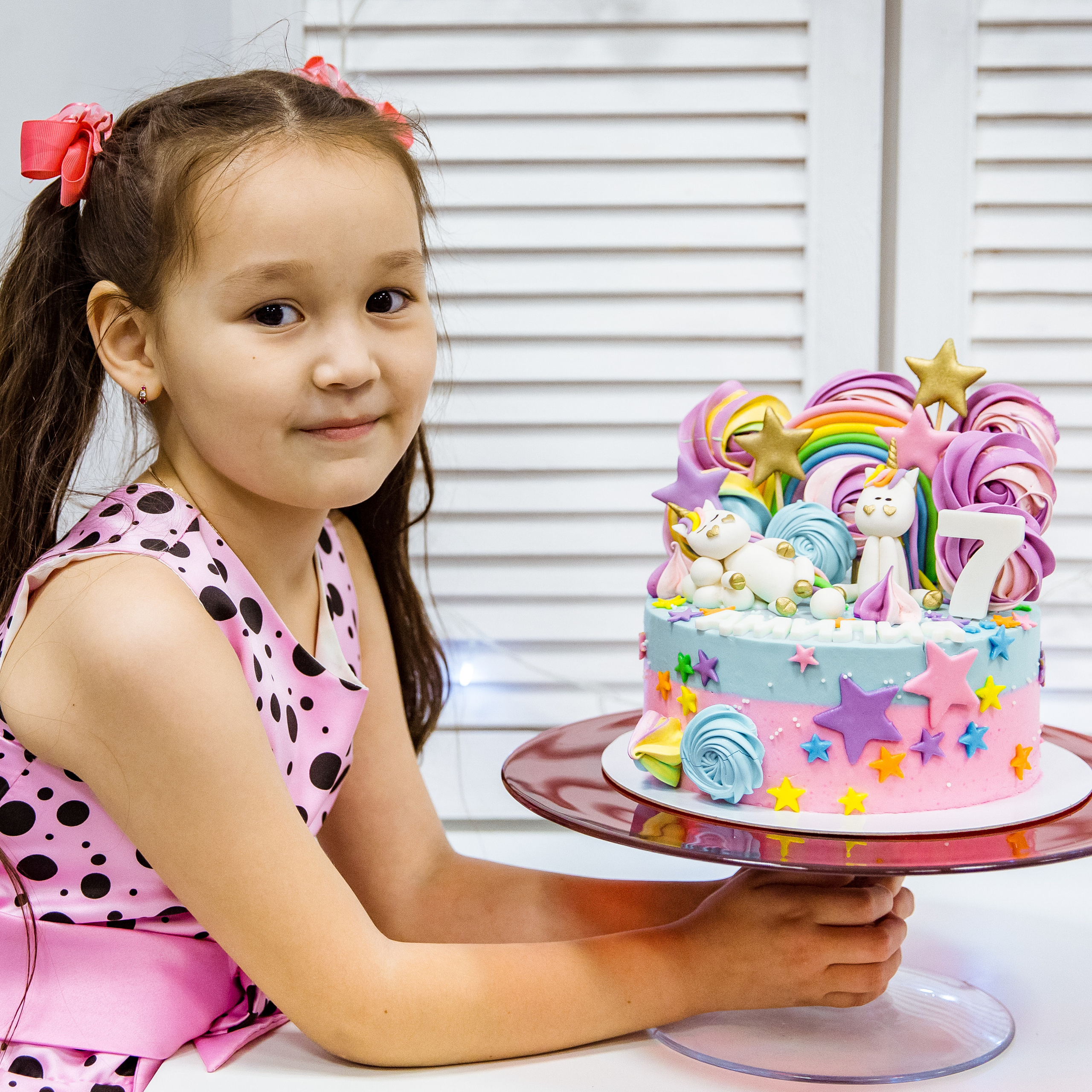 Амилии 7 лет!