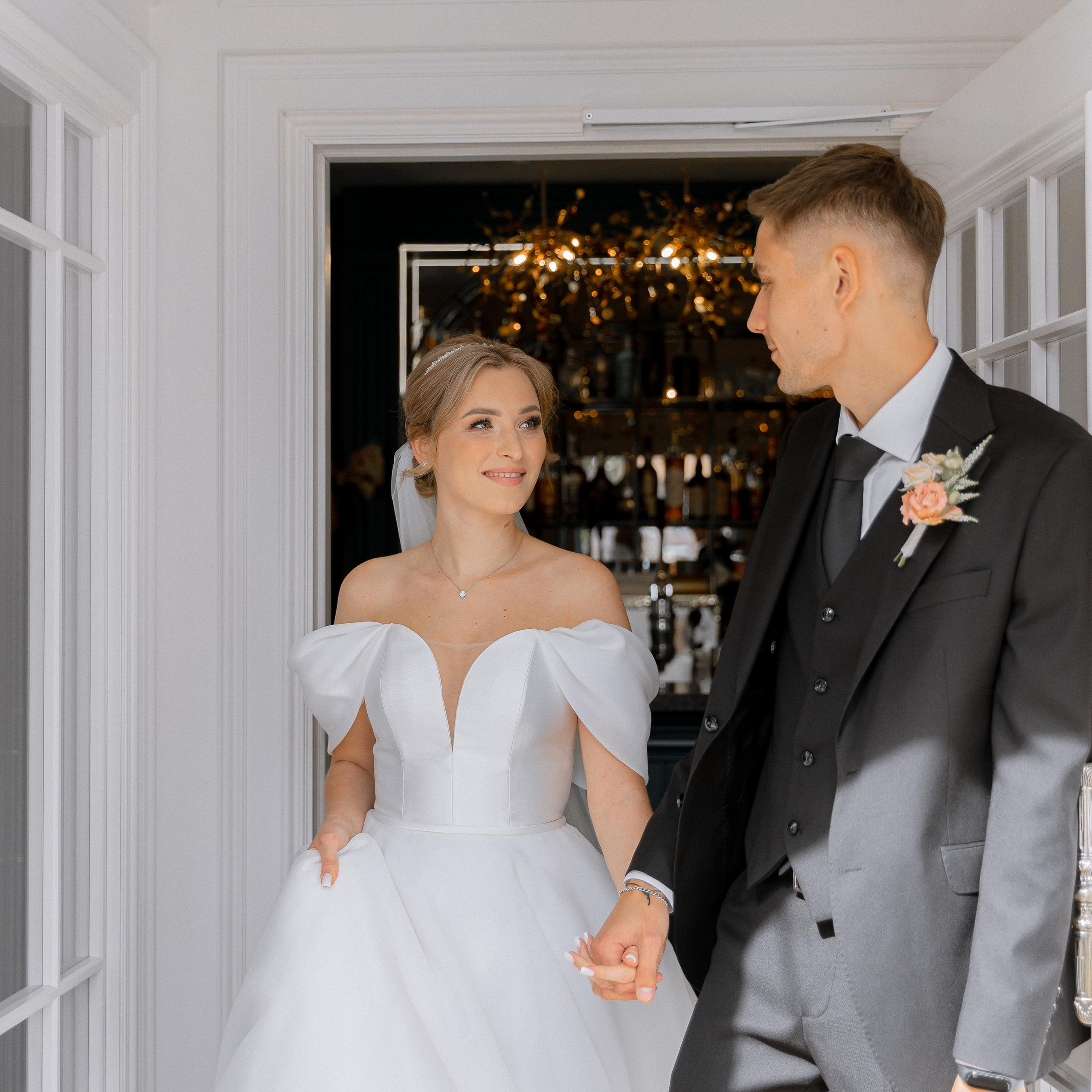 Alexander & Veronica