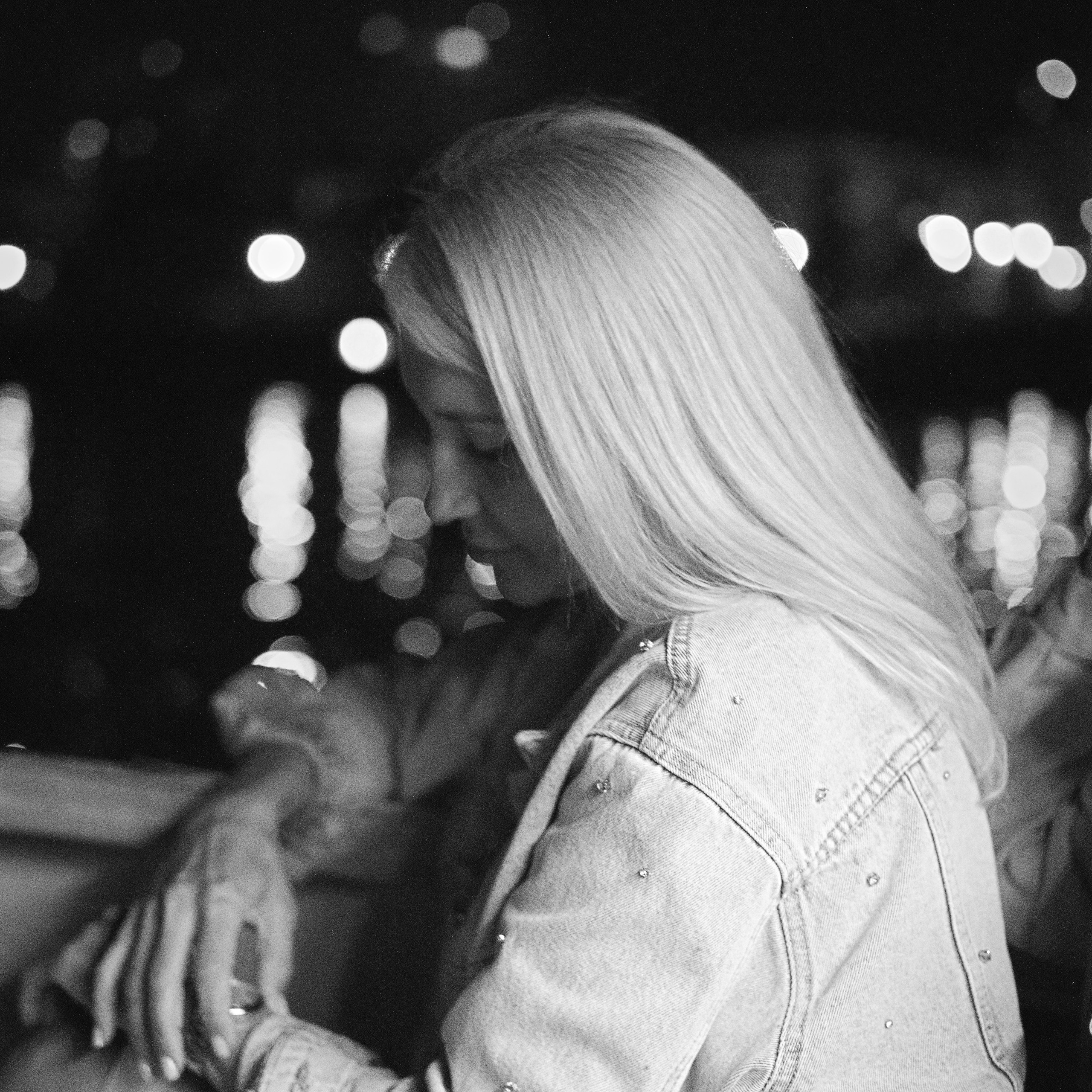По Волге в Ночи