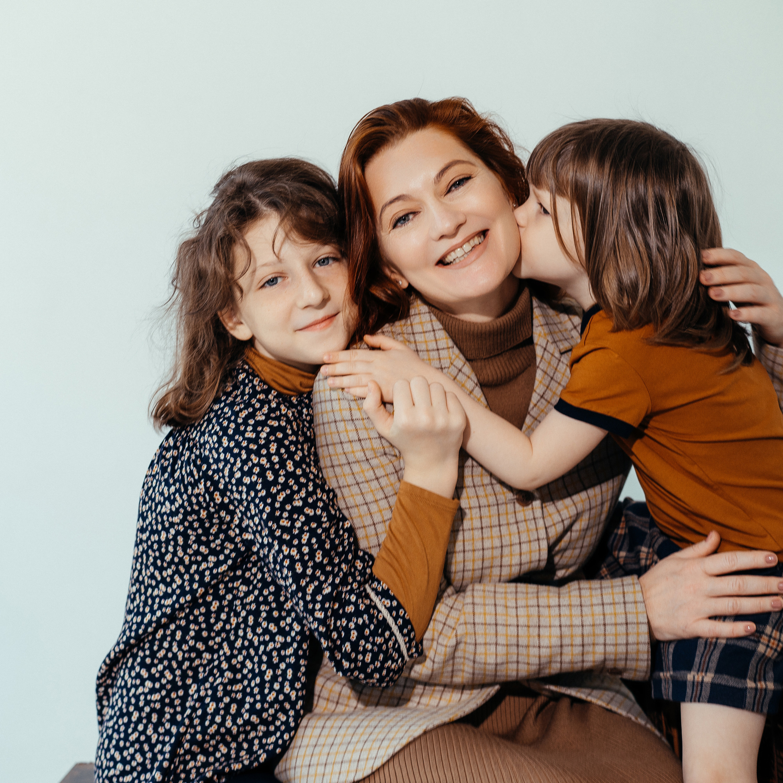 Юля и компания