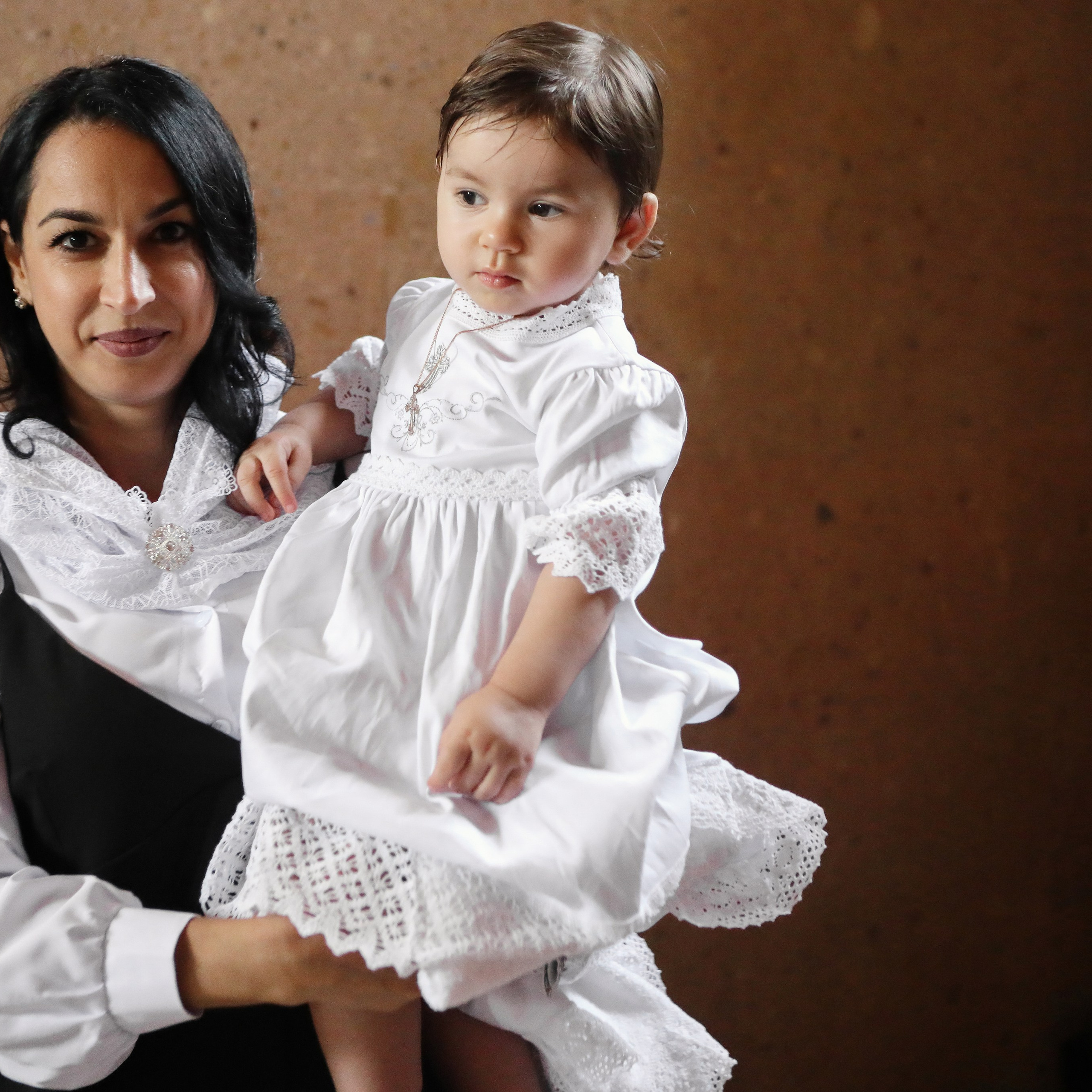 Таинство Крещения в Армянской церкви. Коммерческий фотограф Яна Беличенко Анапа Краснодарский край