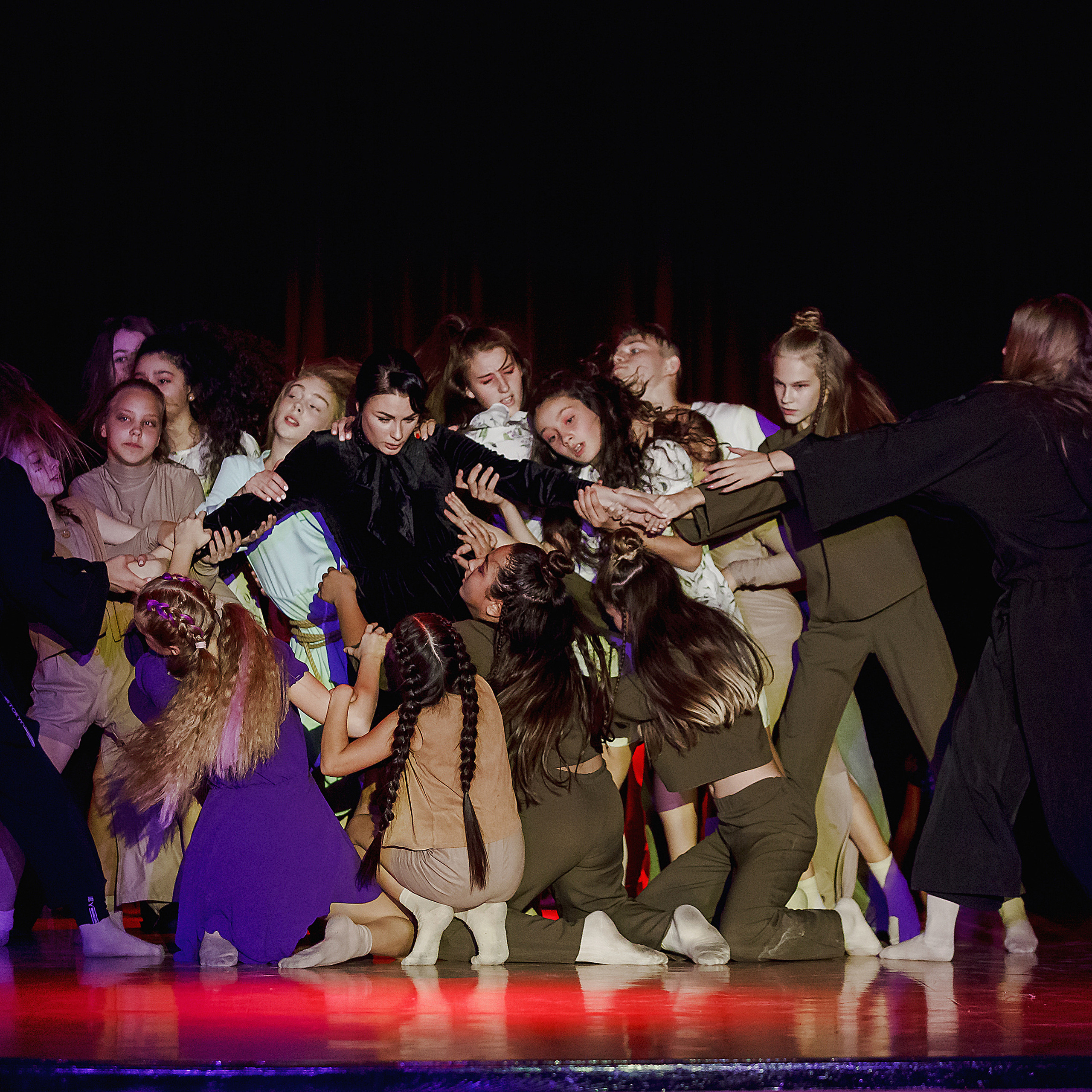 Театральная премьера_ALTURA. Коммерческий фотограф Яна Беличенко Анапа Краснодарский край