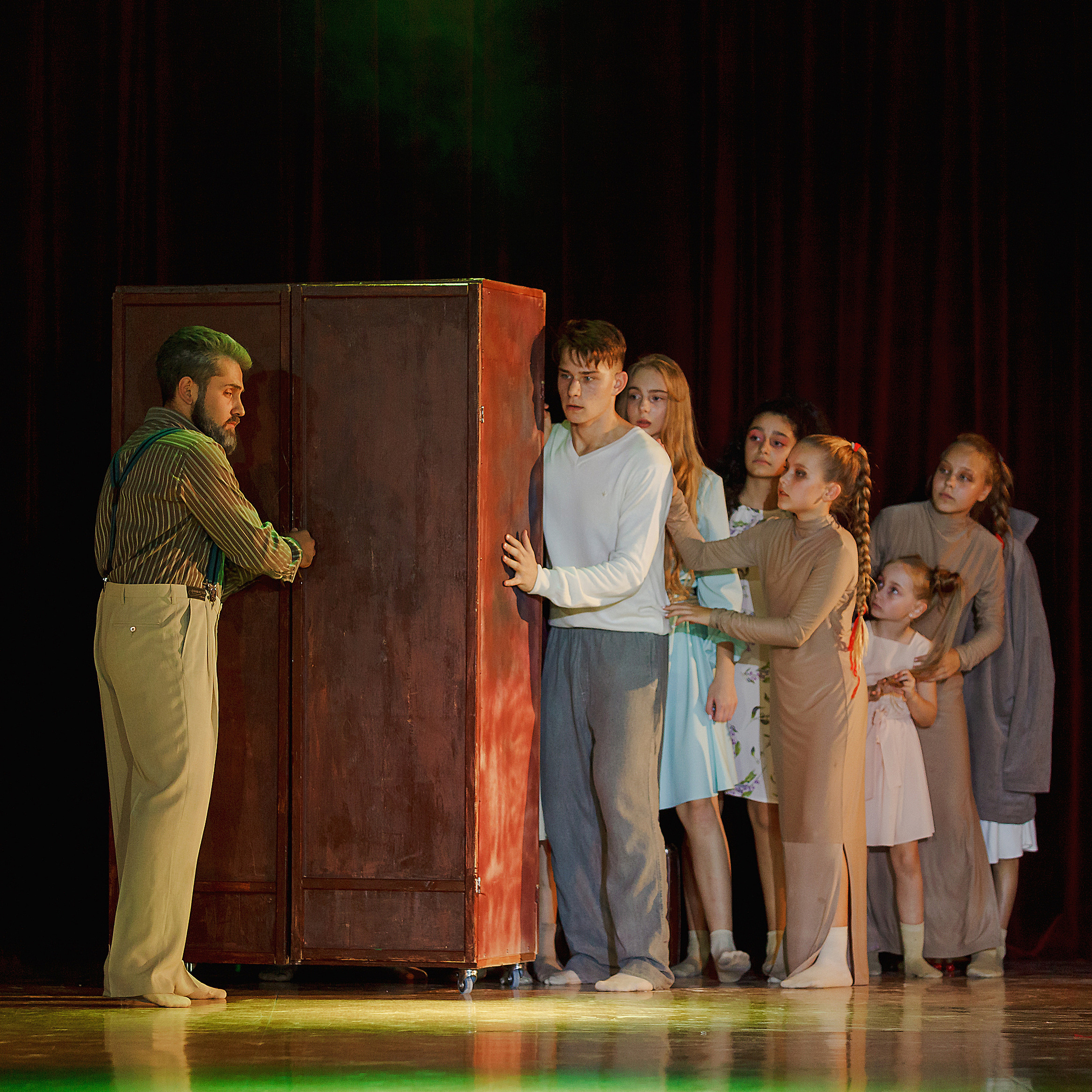 Театральная премьера_ALTURA. Коммерческий фотограф Яна Беличенко Анапа Краснодарский край