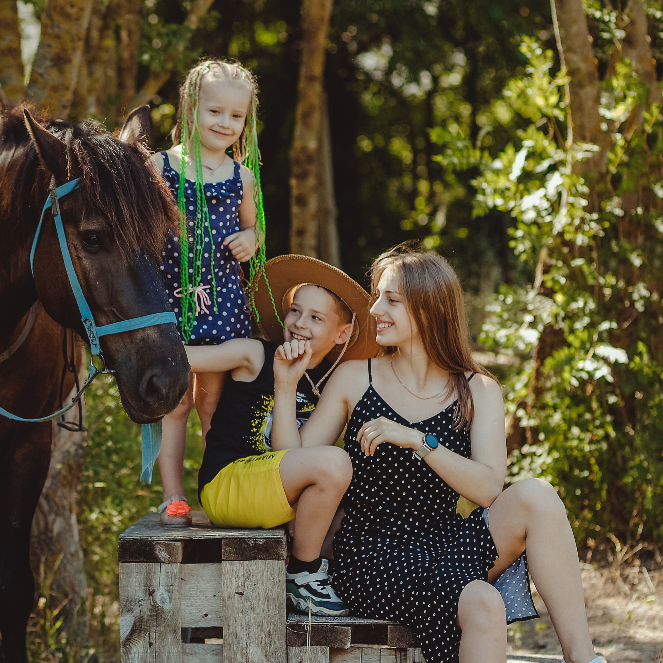 Карина и компания. Коммерческий фотограф Яна Беличенко Анапа Краснодарский край
