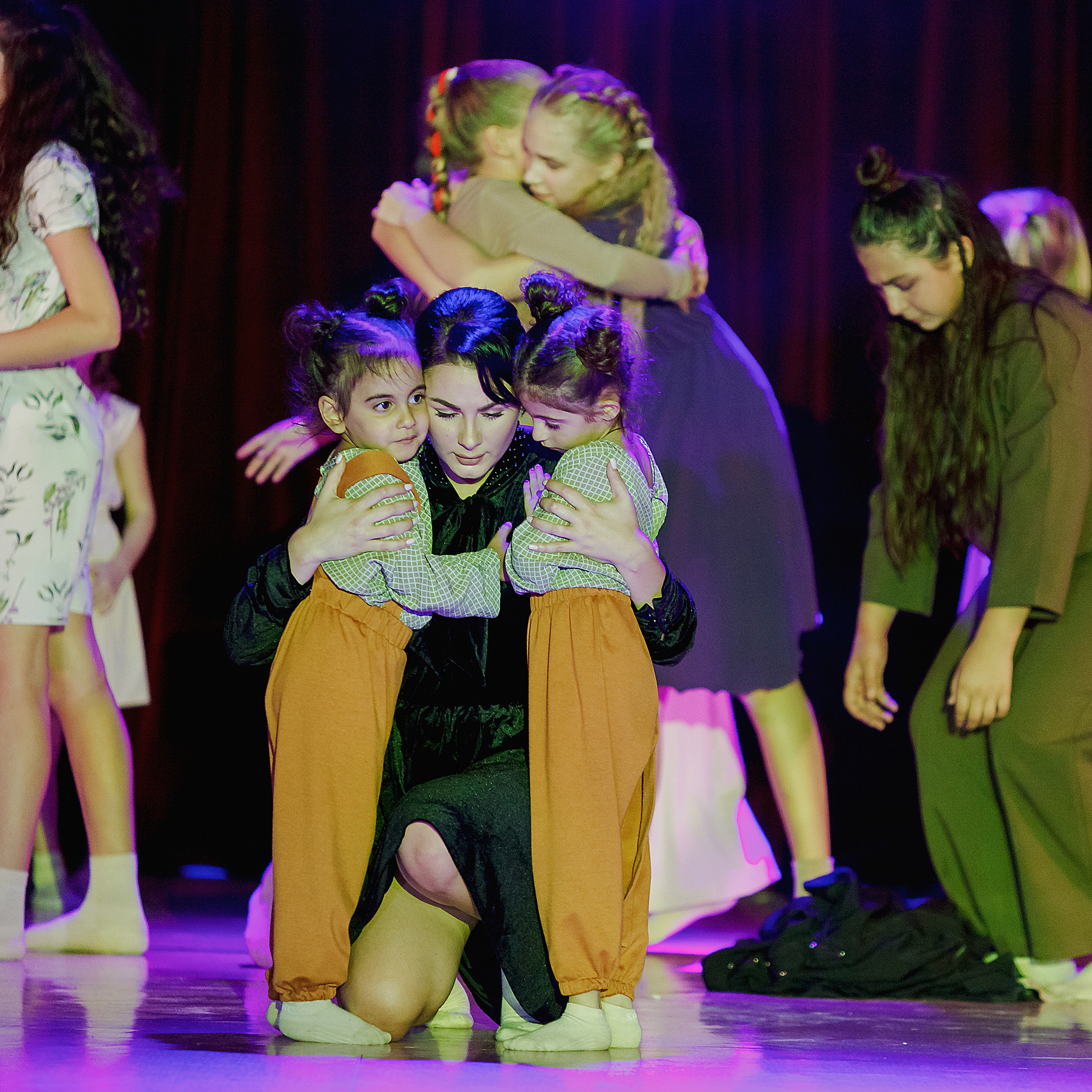 Театральная премьера_ALTURA. Коммерческий фотограф Яна Беличенко Анапа Краснодарский край