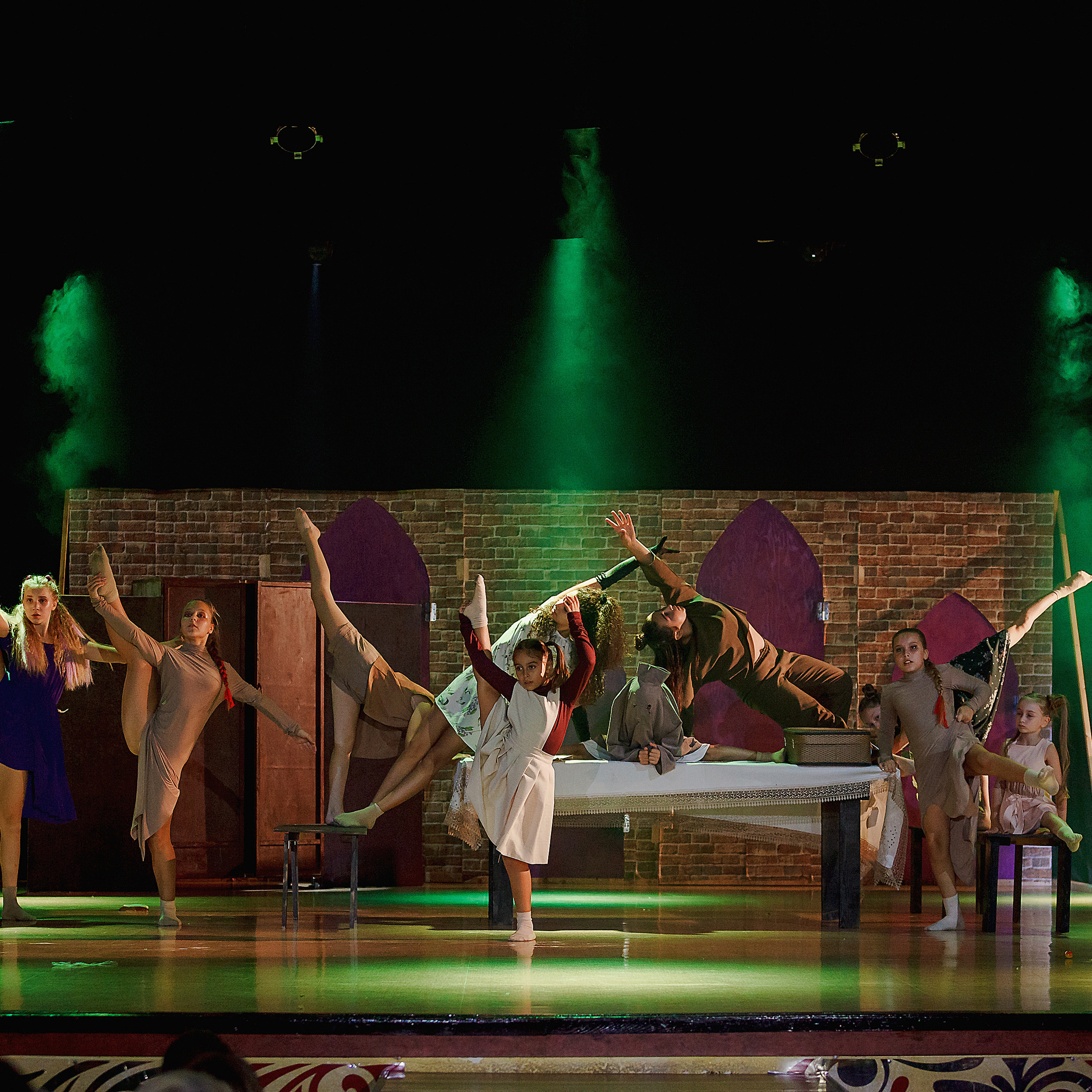 Театральная премьера_ALTURA. Коммерческий фотограф Яна Беличенко Анапа Краснодарский край