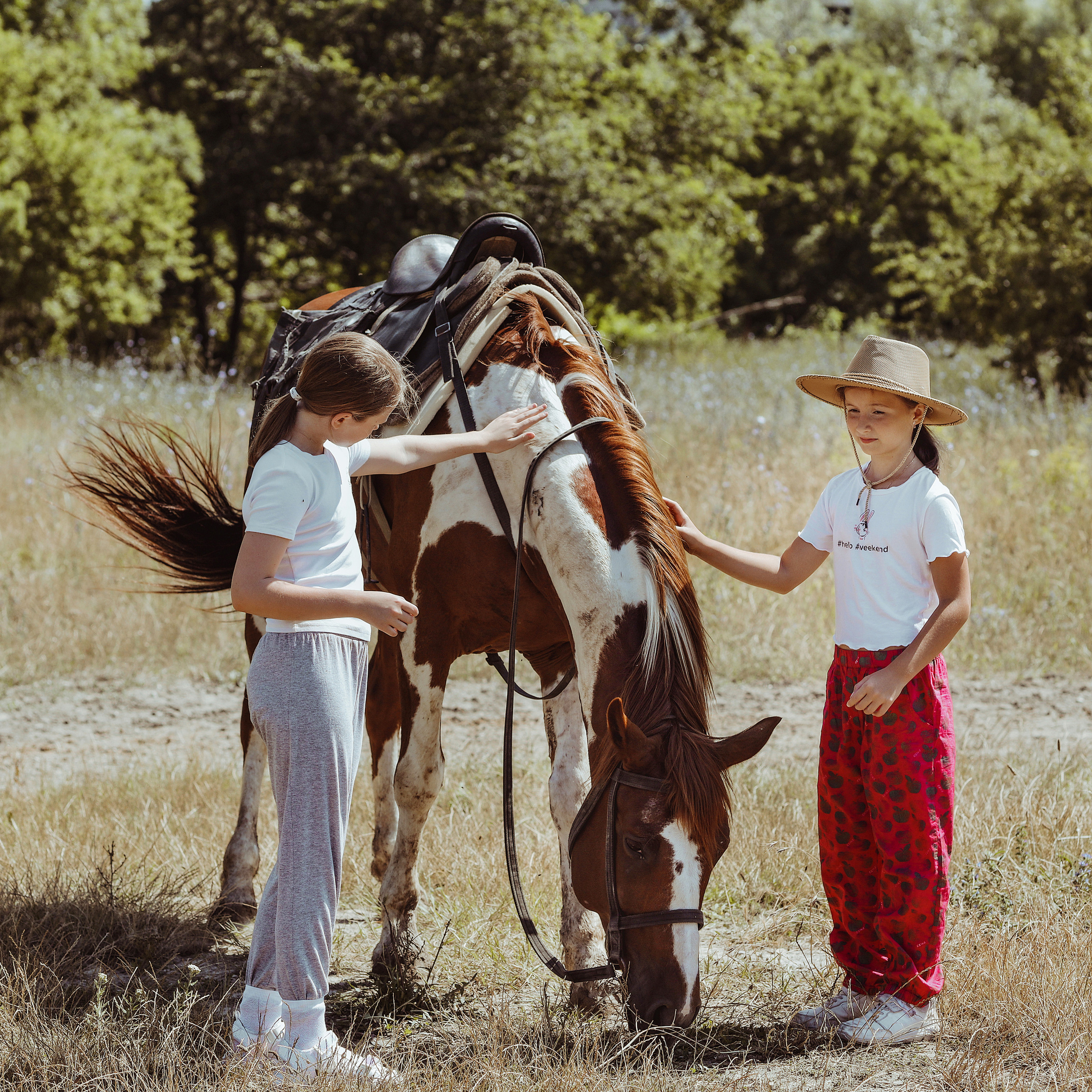 Две сестрички. Коммерческий фотограф Яна Беличенко Анапа Краснодарский край