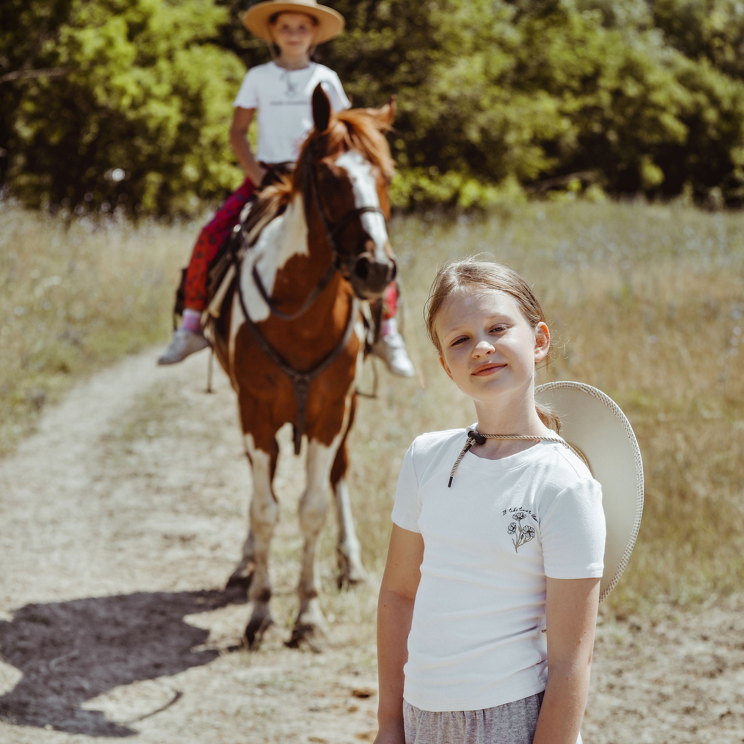 Две сестрички. Коммерческий фотограф Яна Беличенко Анапа Краснодарский край