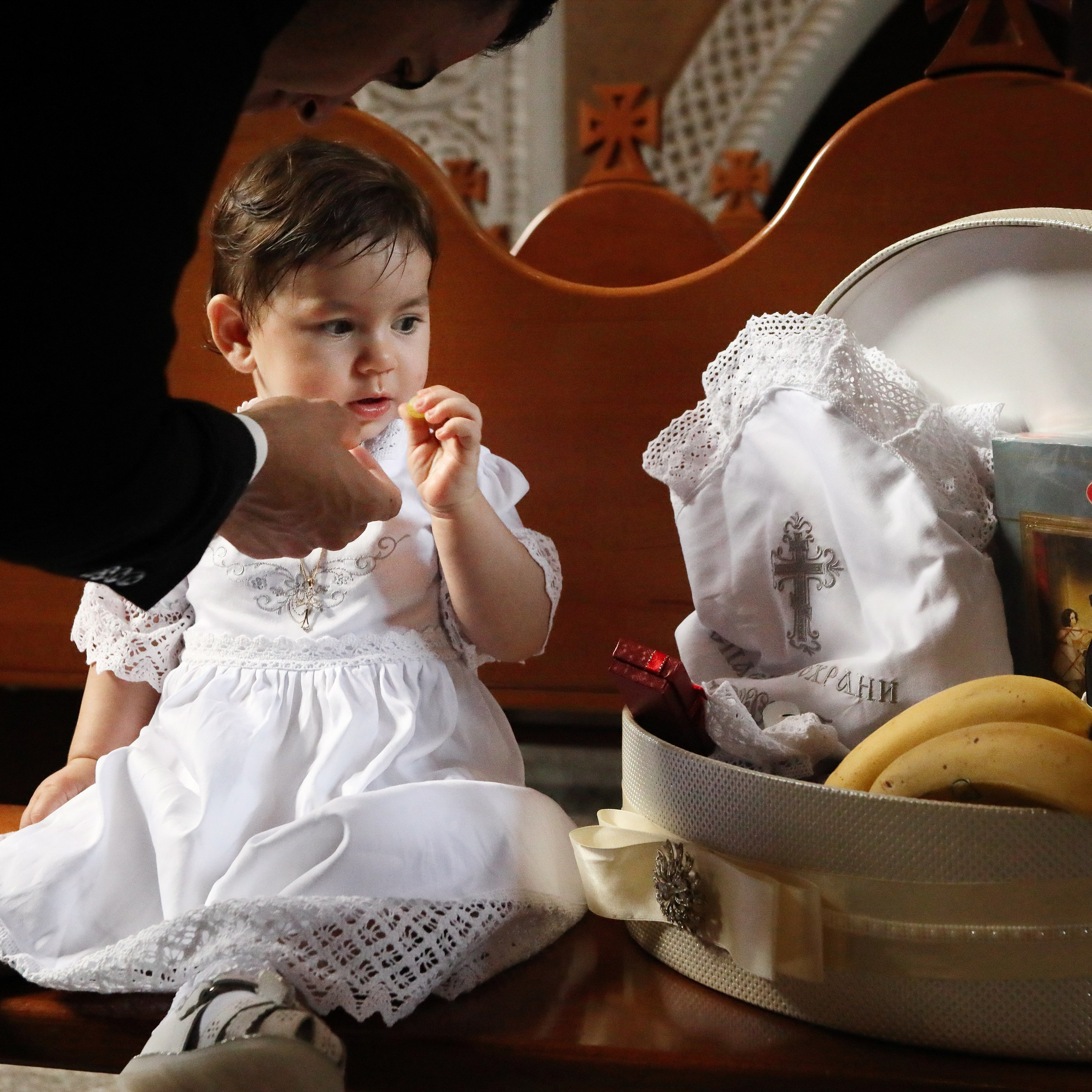 Таинство Крещения в Армянской церкви. Коммерческий фотограф Яна Беличенко Анапа Краснодарский край
