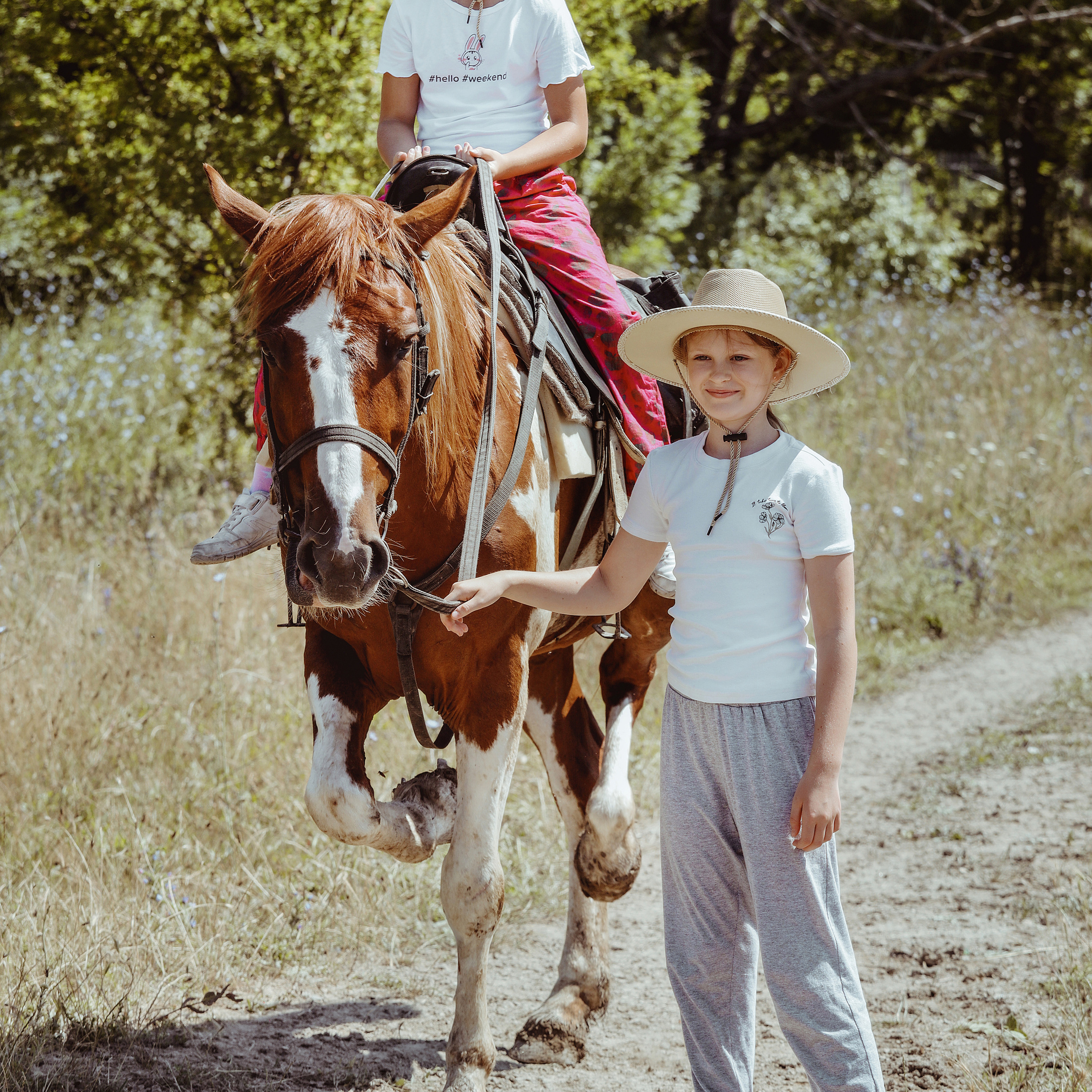 Две сестрички. Коммерческий фотограф Яна Беличенко Анапа Краснодарский край