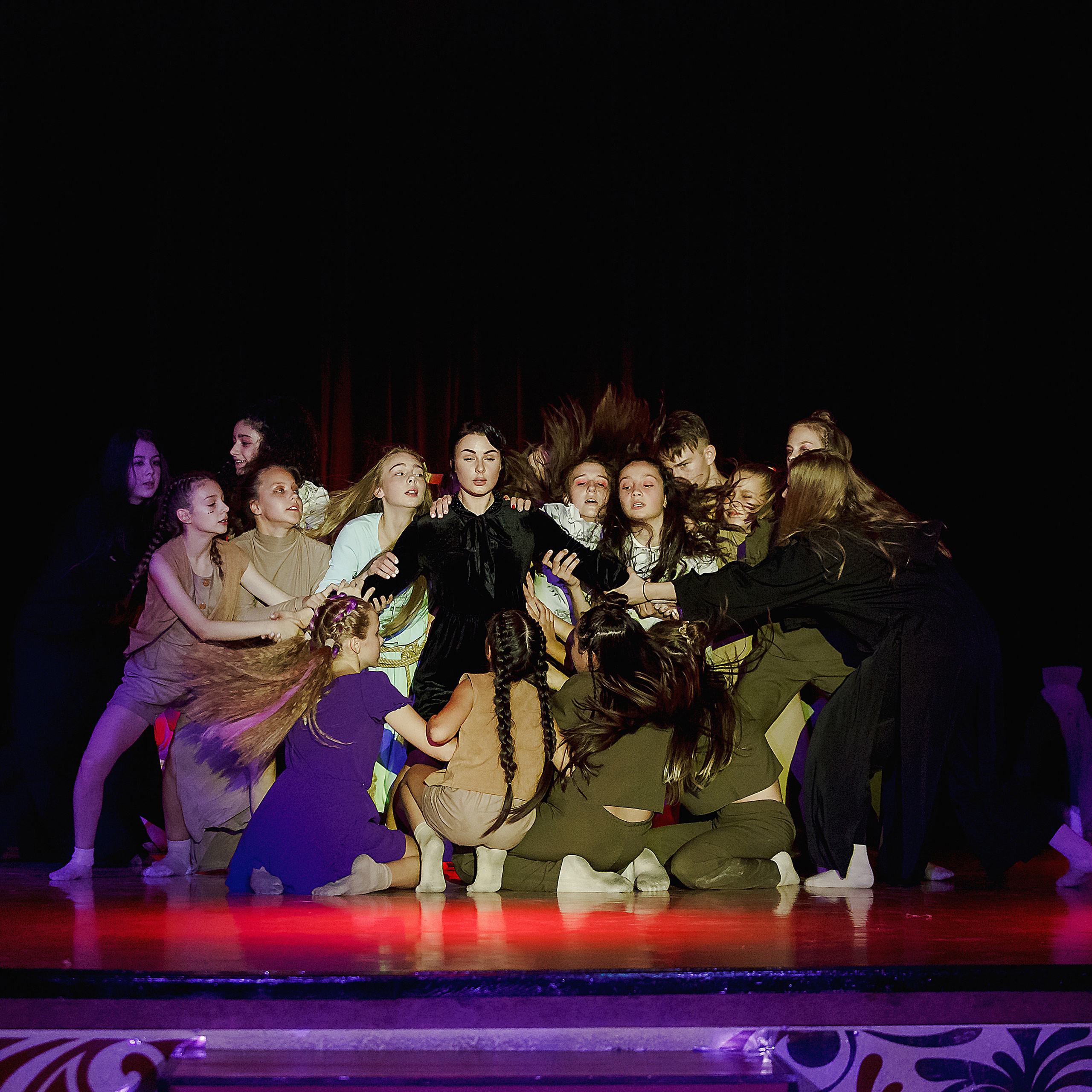 Театральная премьера_ALTURA. Коммерческий фотограф Яна Беличенко Анапа Краснодарский край