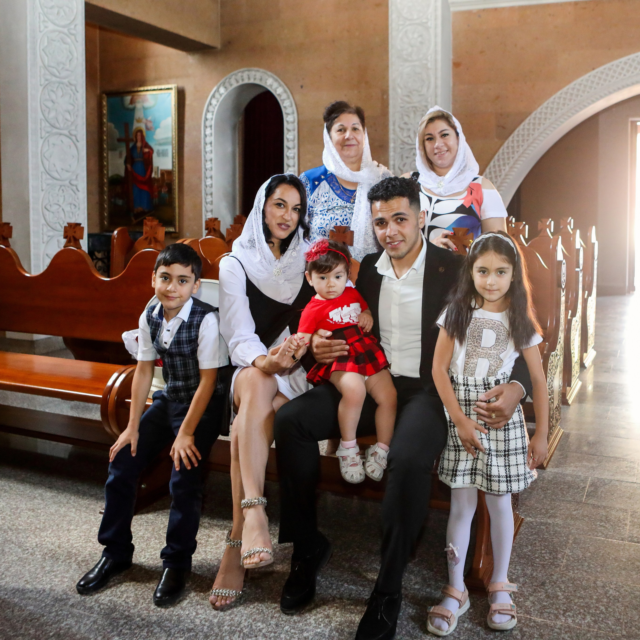 Таинство Крещения в Армянской церкви. Коммерческий фотограф Яна Беличенко Анапа Краснодарский край