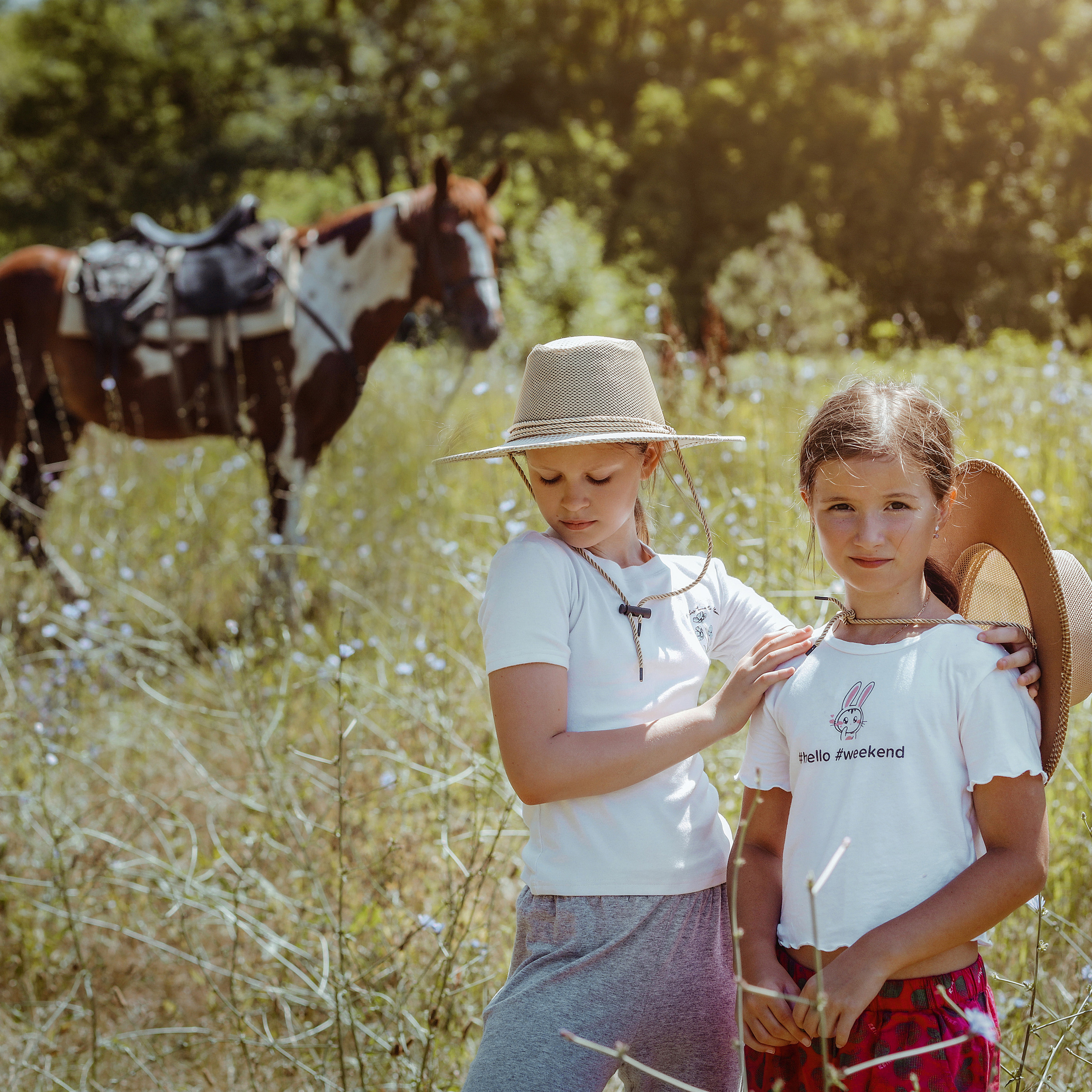 Две сестрички. Коммерческий фотограф Яна Беличенко Анапа Краснодарский край