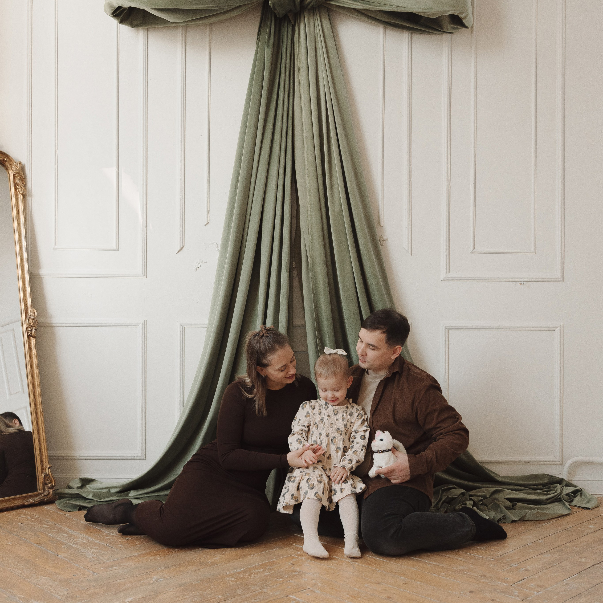 Эмилия & Света & Игорь