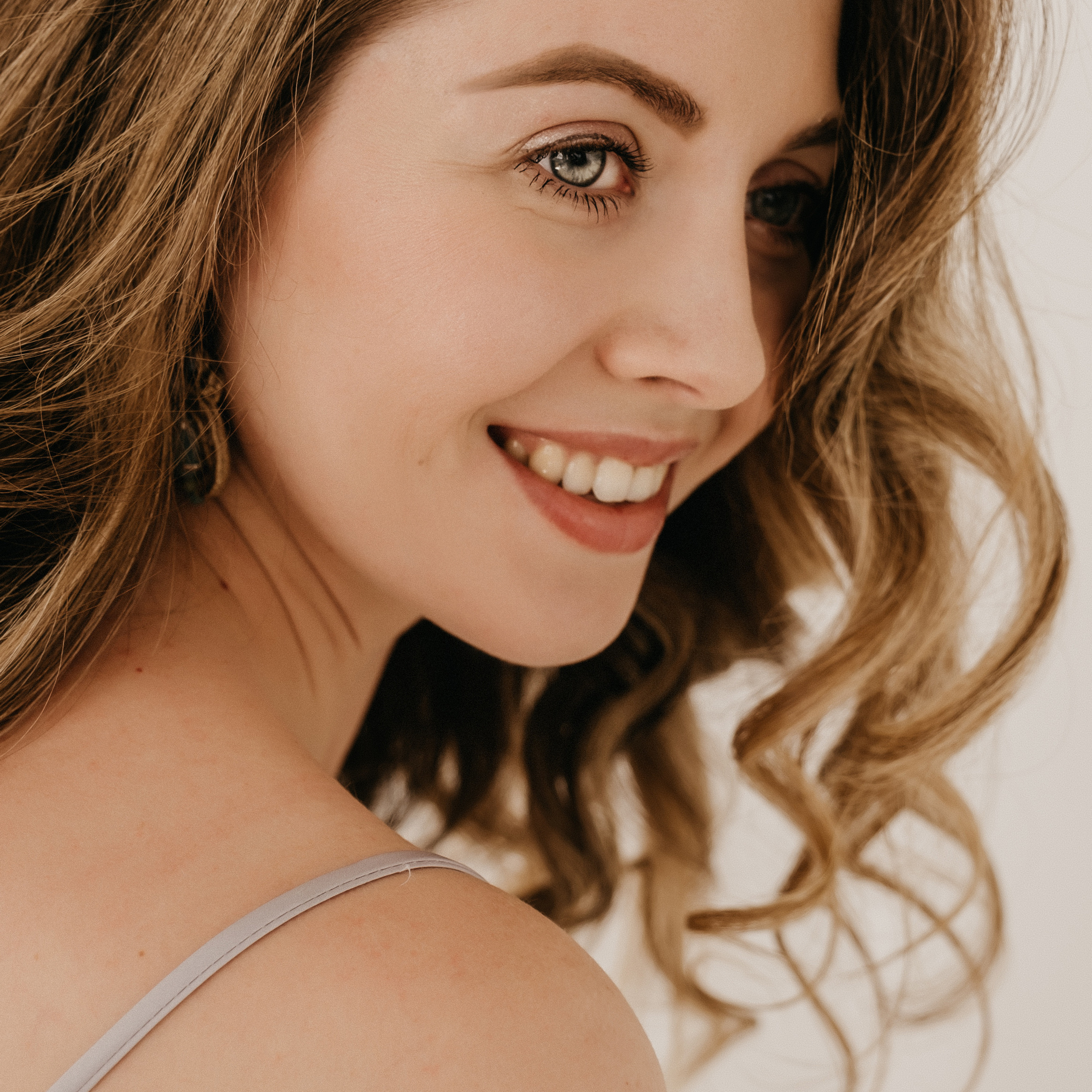 Отзывы о фотографе Кристине Ивановой. Свадебный и семейный фотограф в Волгограде Кристина Иванова