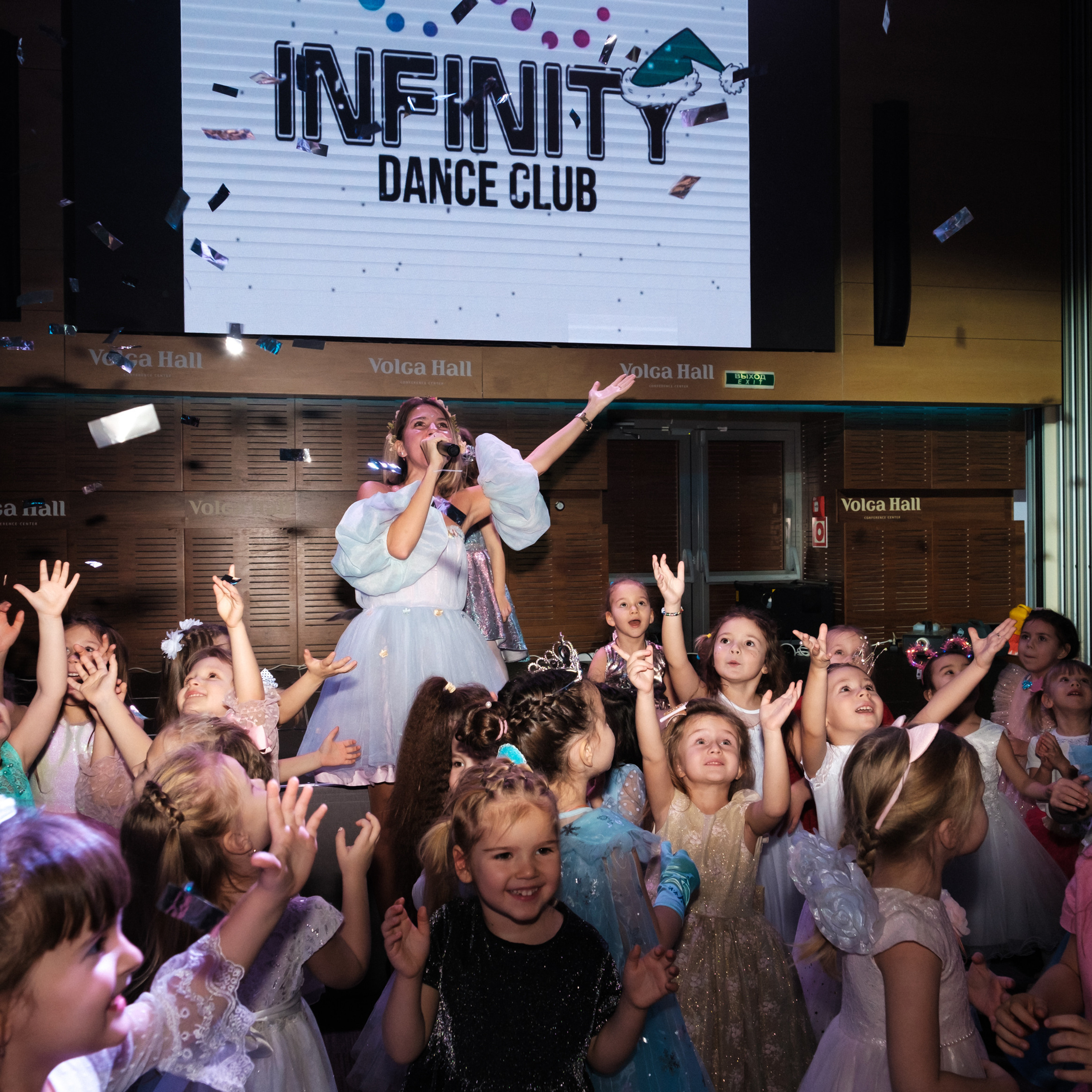 Отзывы о фотографе Кристине Ивановой. Свадебный и семейный фотограф в Волгограде Кристина Иванова