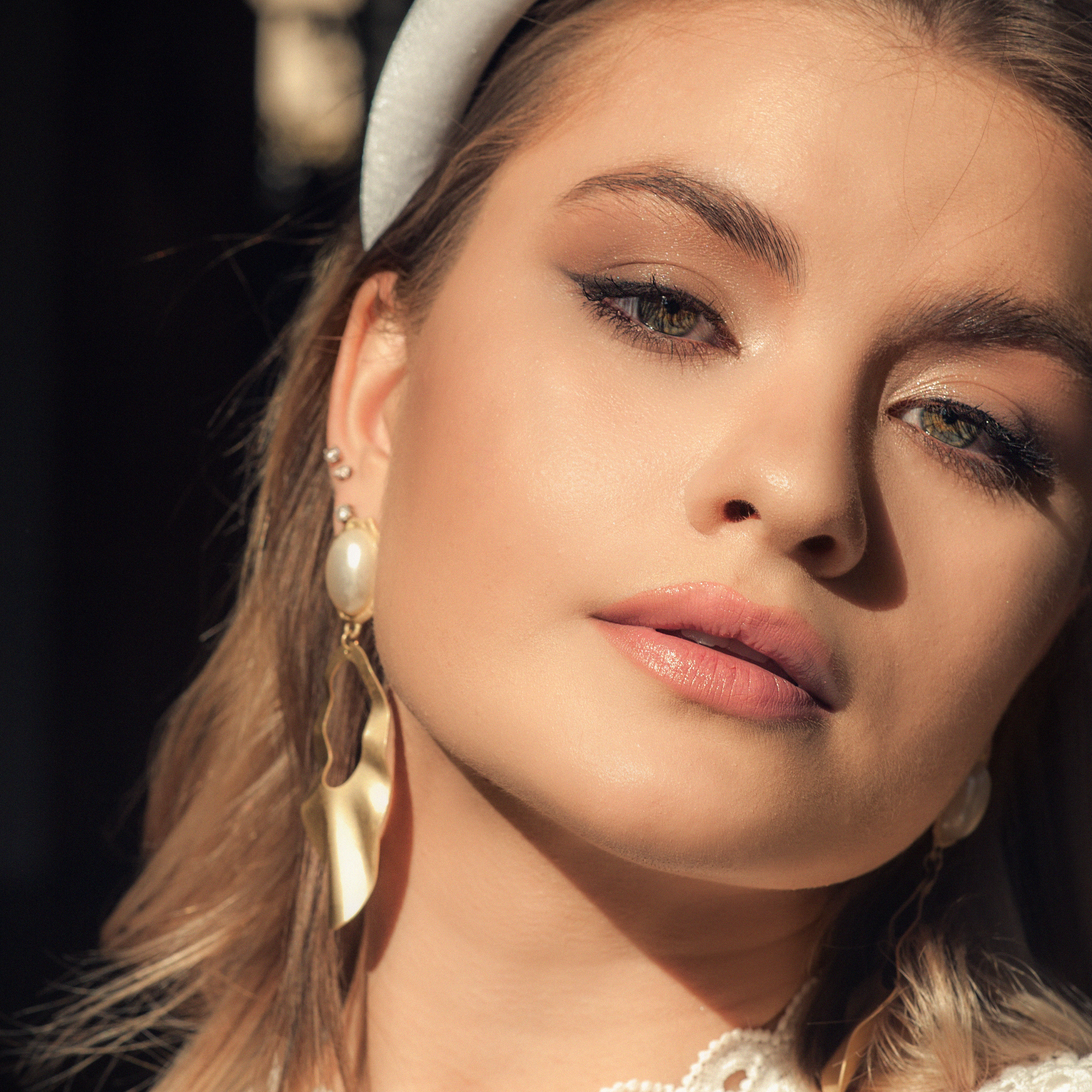 Вероника, библиотека