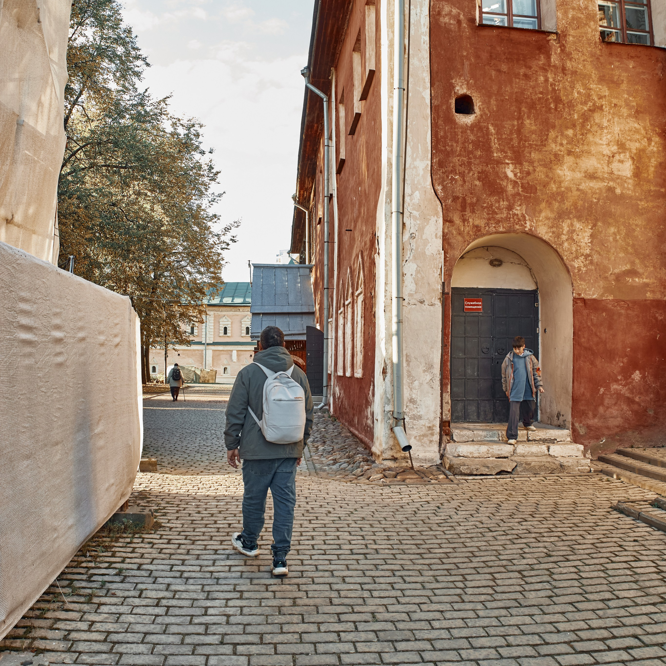 Великий Ростов или где снимали Иван Васильевича, который менял профессию. Visual artist (photo & arts)