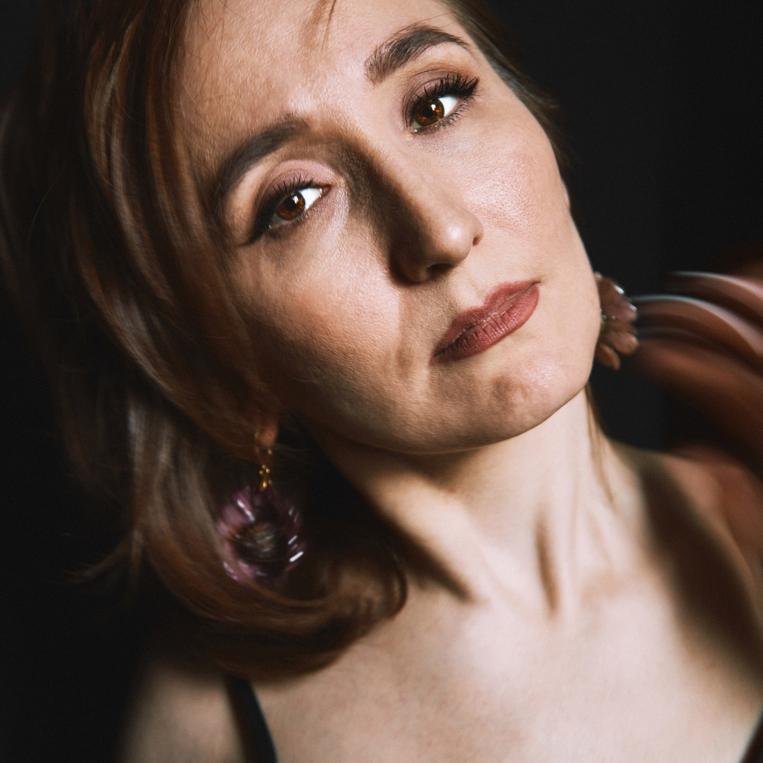 Woman portrait. Visual artist (photo & arts)