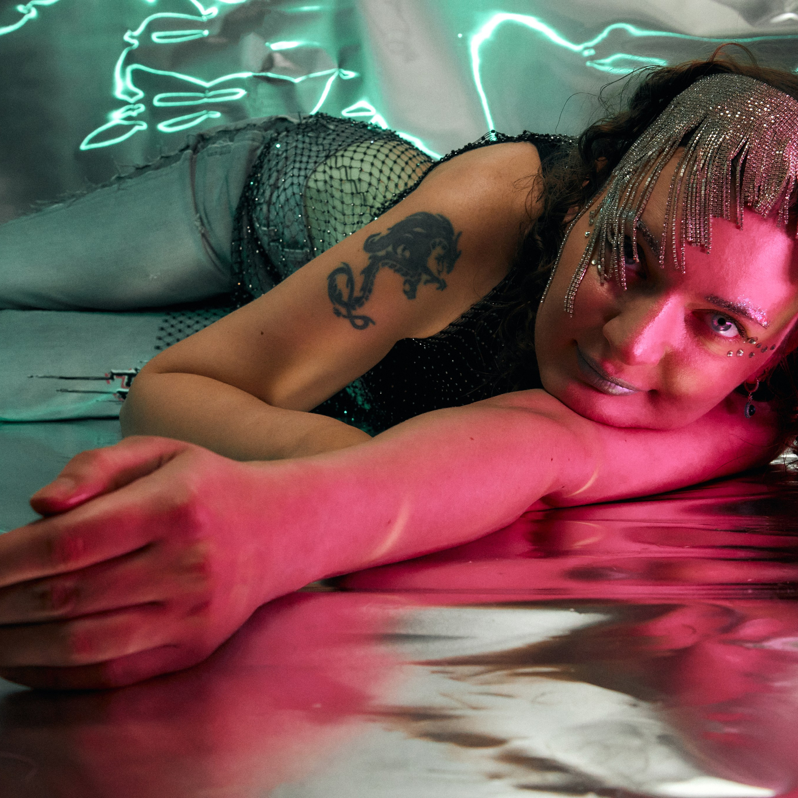 Мягкая сталь, альтернативная творческая съемка. Visual artist (photo & arts)