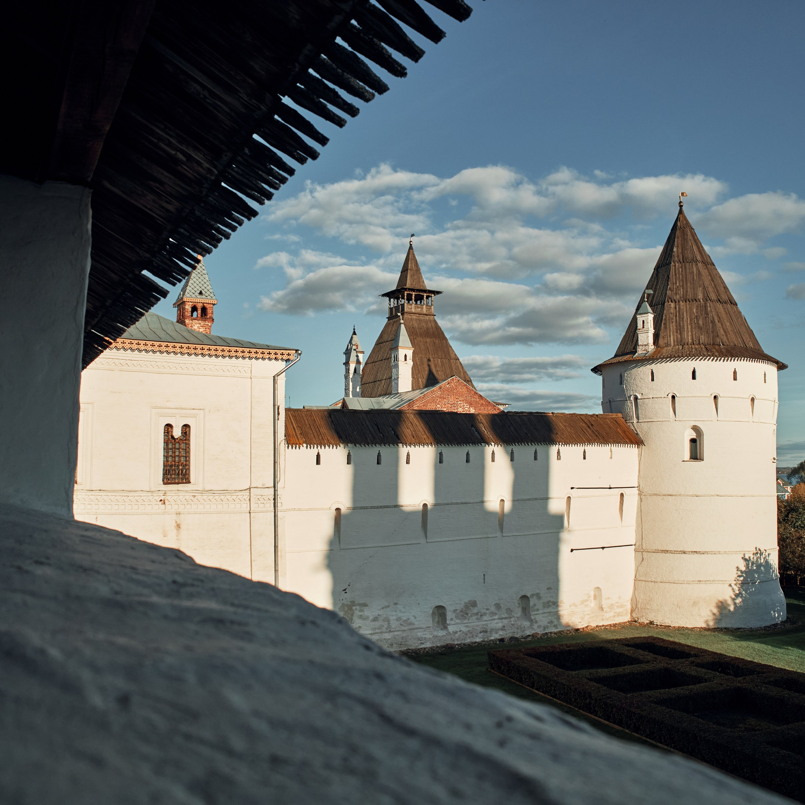 Великий Ростов или где снимали Иван Васильевича, который менял профессию. Visual artist (photo & arts)