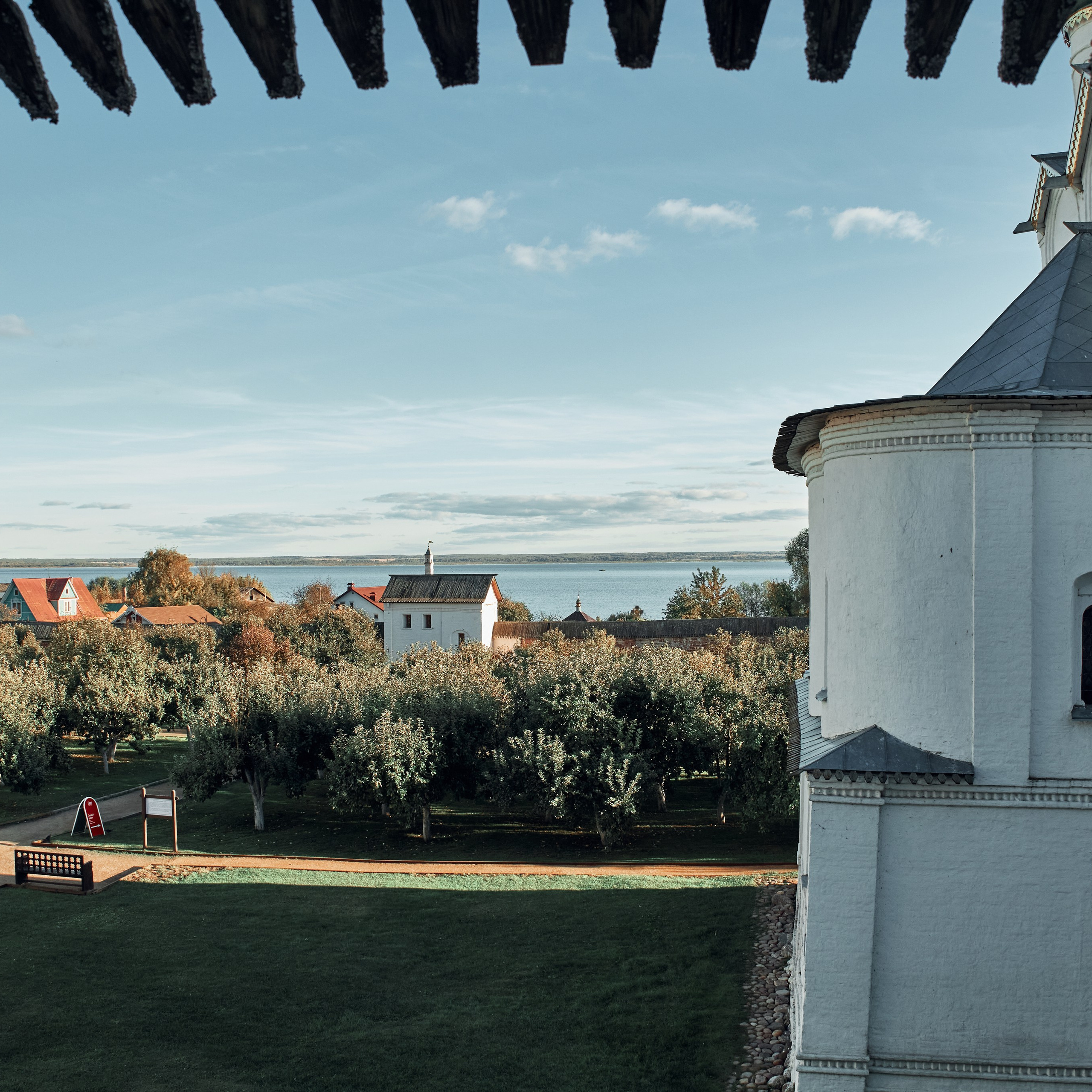 Великий Ростов или где снимали Иван Васильевича, который менял профессию. Visual artist (photo & arts)