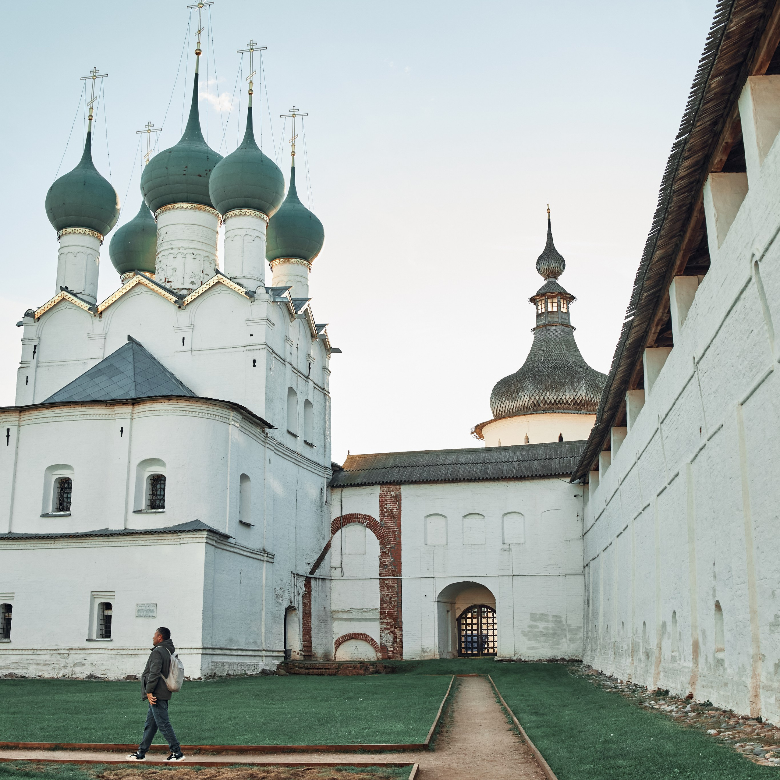 Великий Ростов или где снимали Иван Васильевича, который менял профессию. Visual artist (photo & arts)