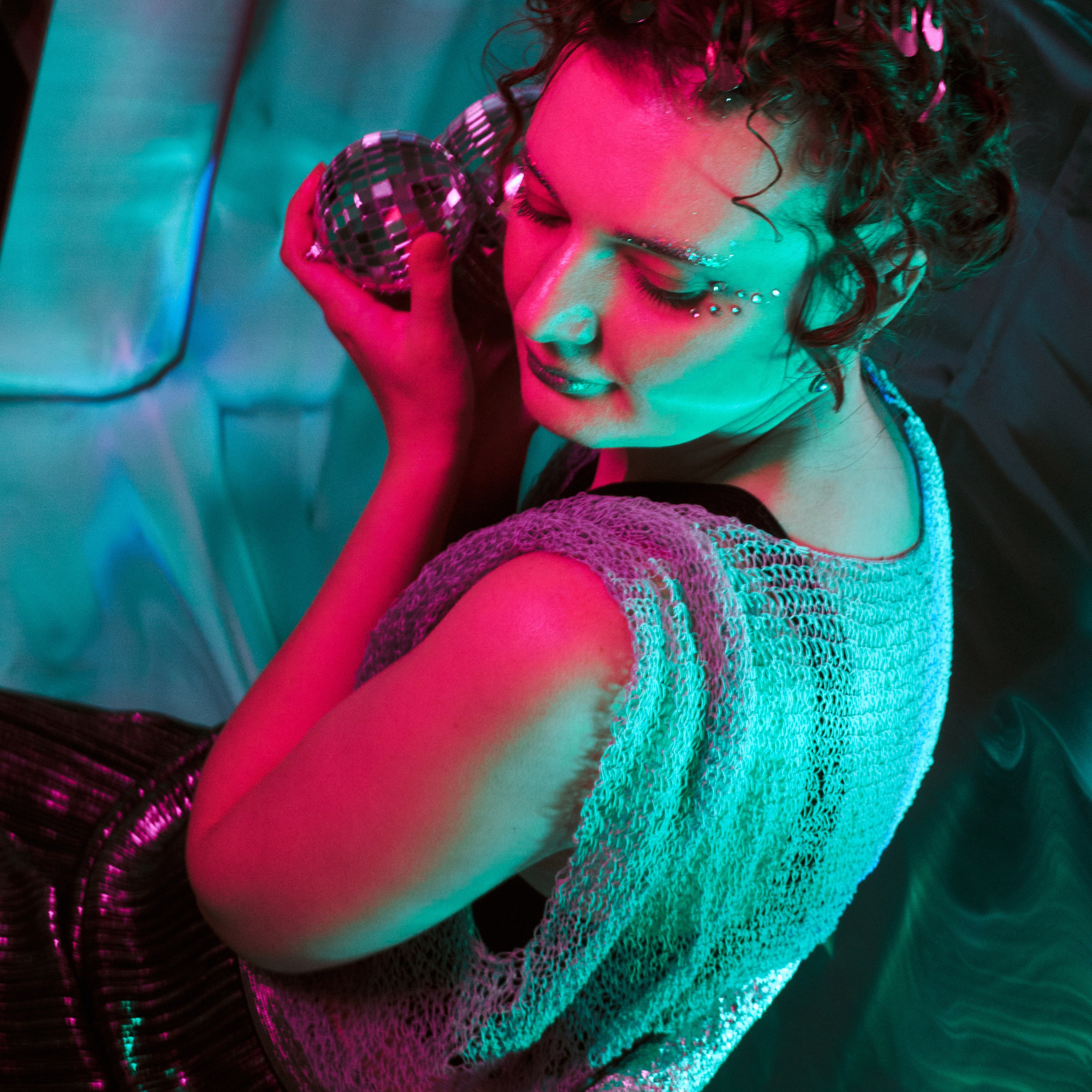 Мягкая сталь, альтернативная творческая съемка. Visual artist (photo & arts)