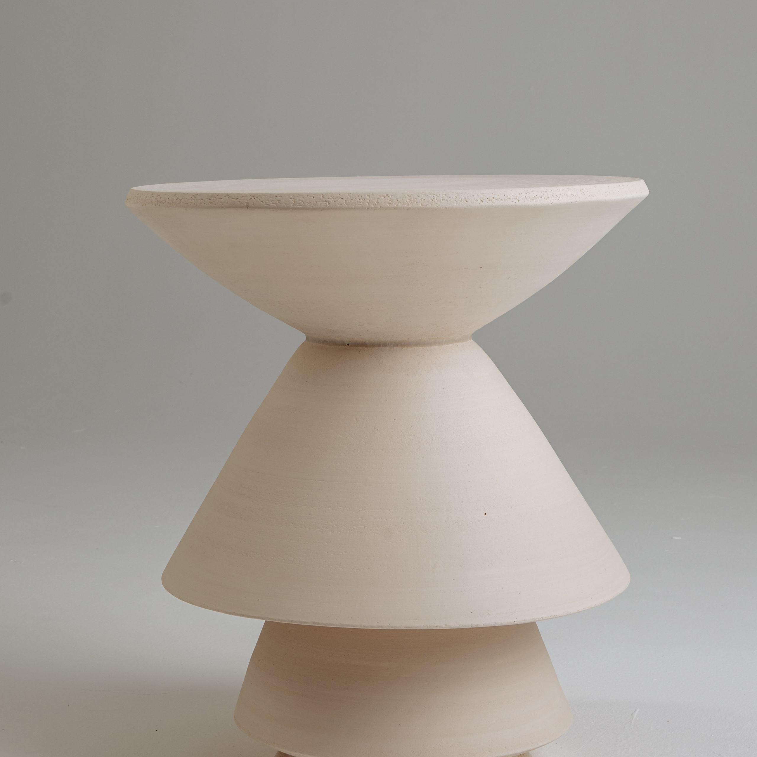 Керамический стол «Candys no.1». Алла Дулова — предметный и интерьерный дизайнер