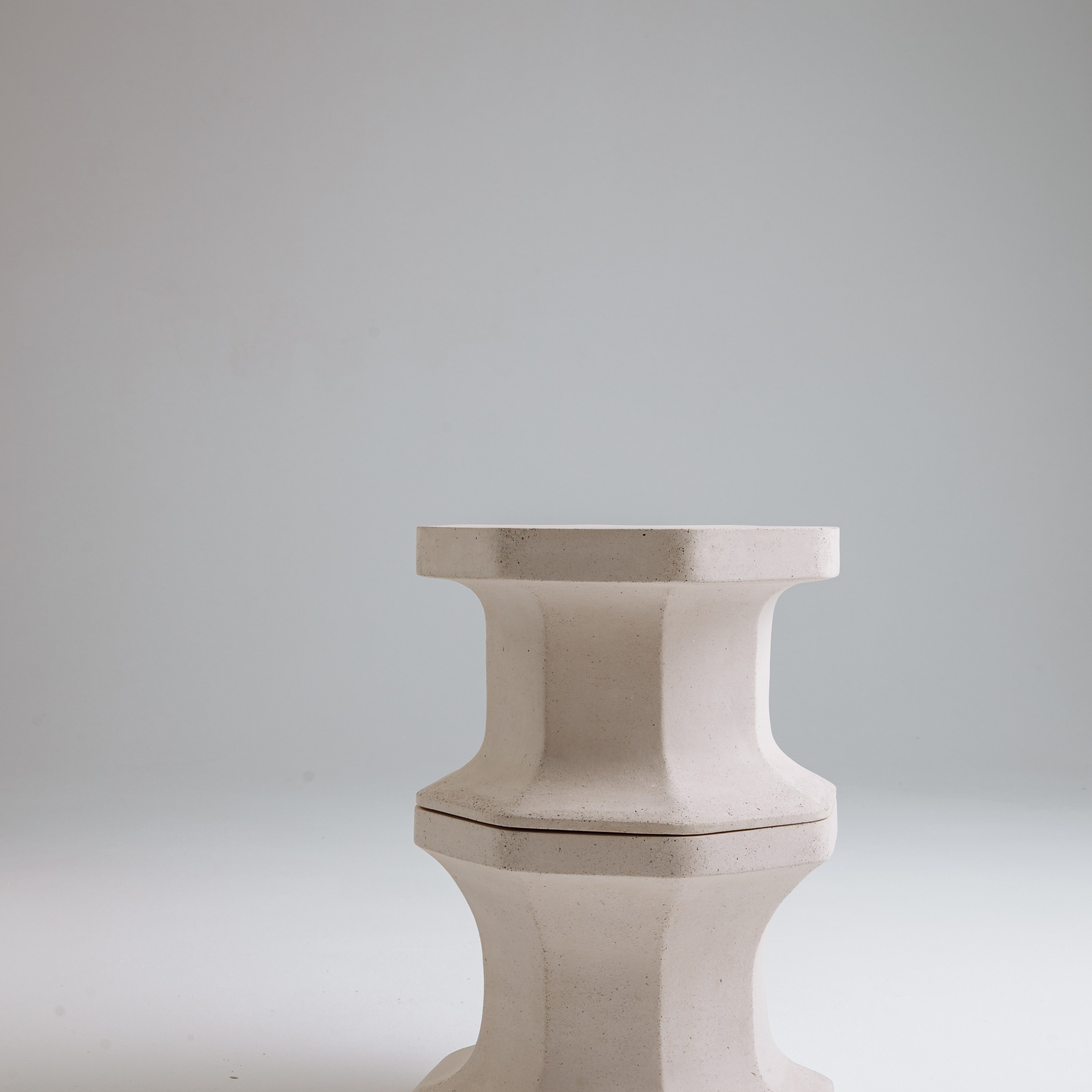 Керамический стол «Candys no.5». Алла Дулова — предметный и интерьерный дизайнер