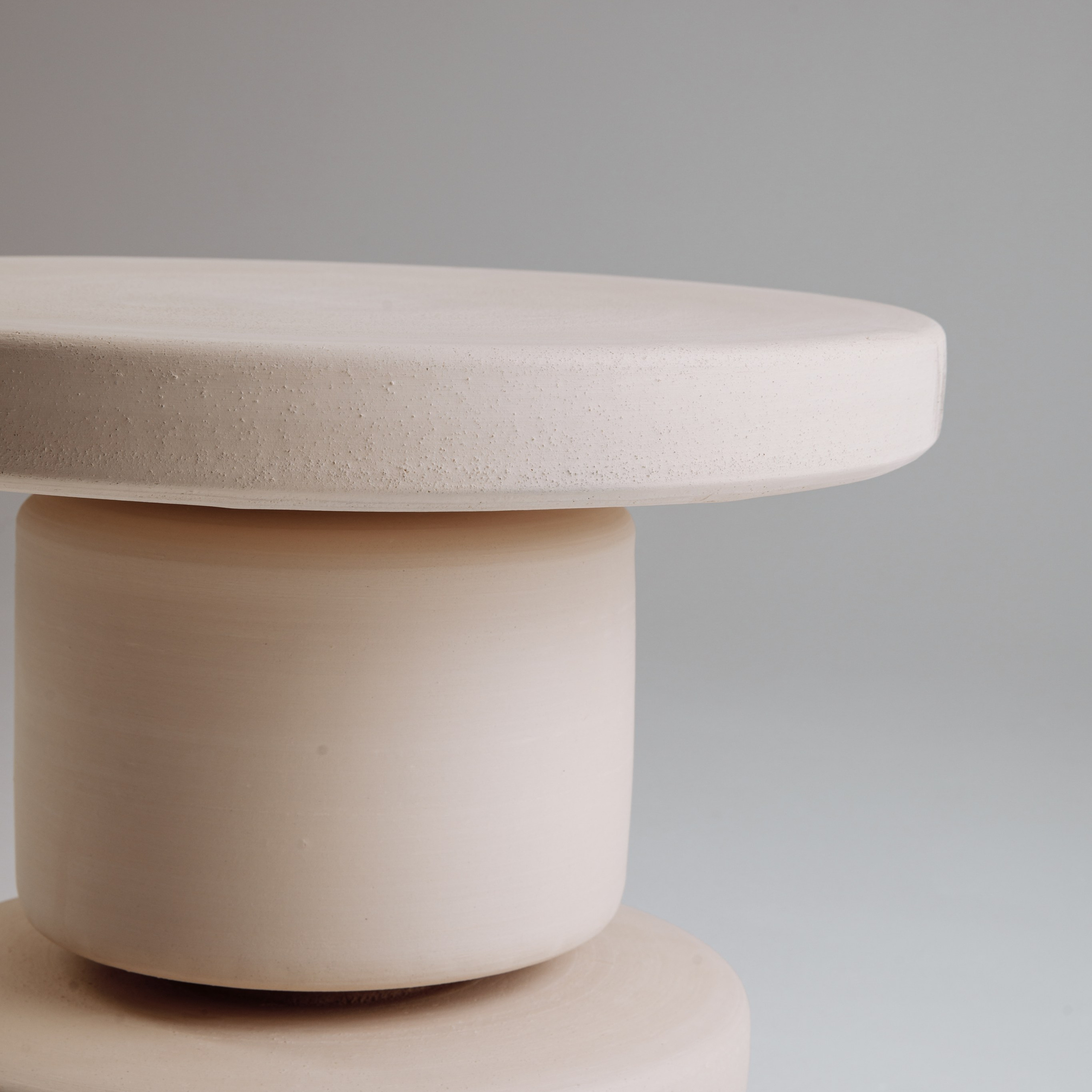 Керамический стол «Candys no.3». Алла Дулова — предметный и интерьерный дизайнер