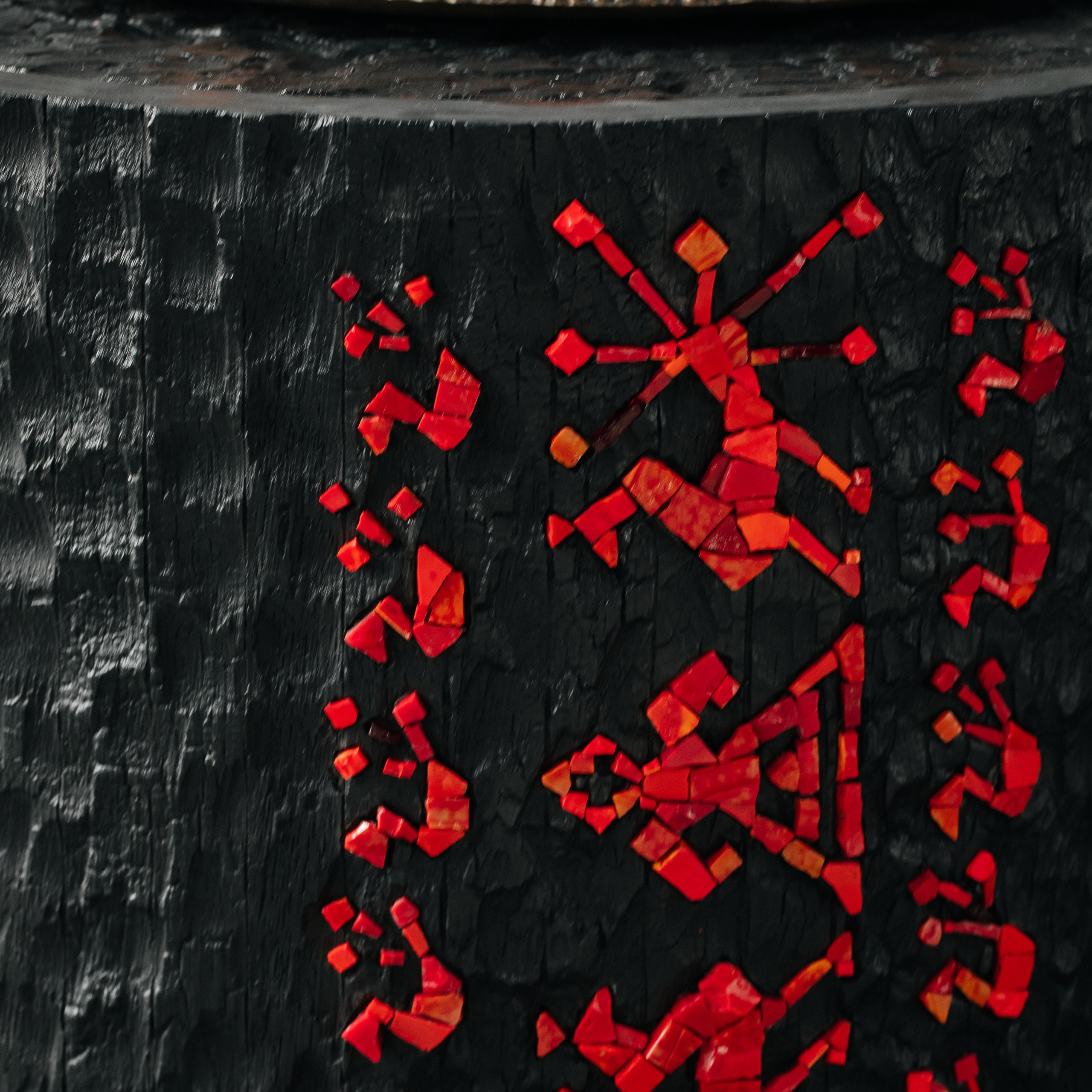 Стол «Red Code», малый. Алла Дулова — предметный и интерьерный дизайнер