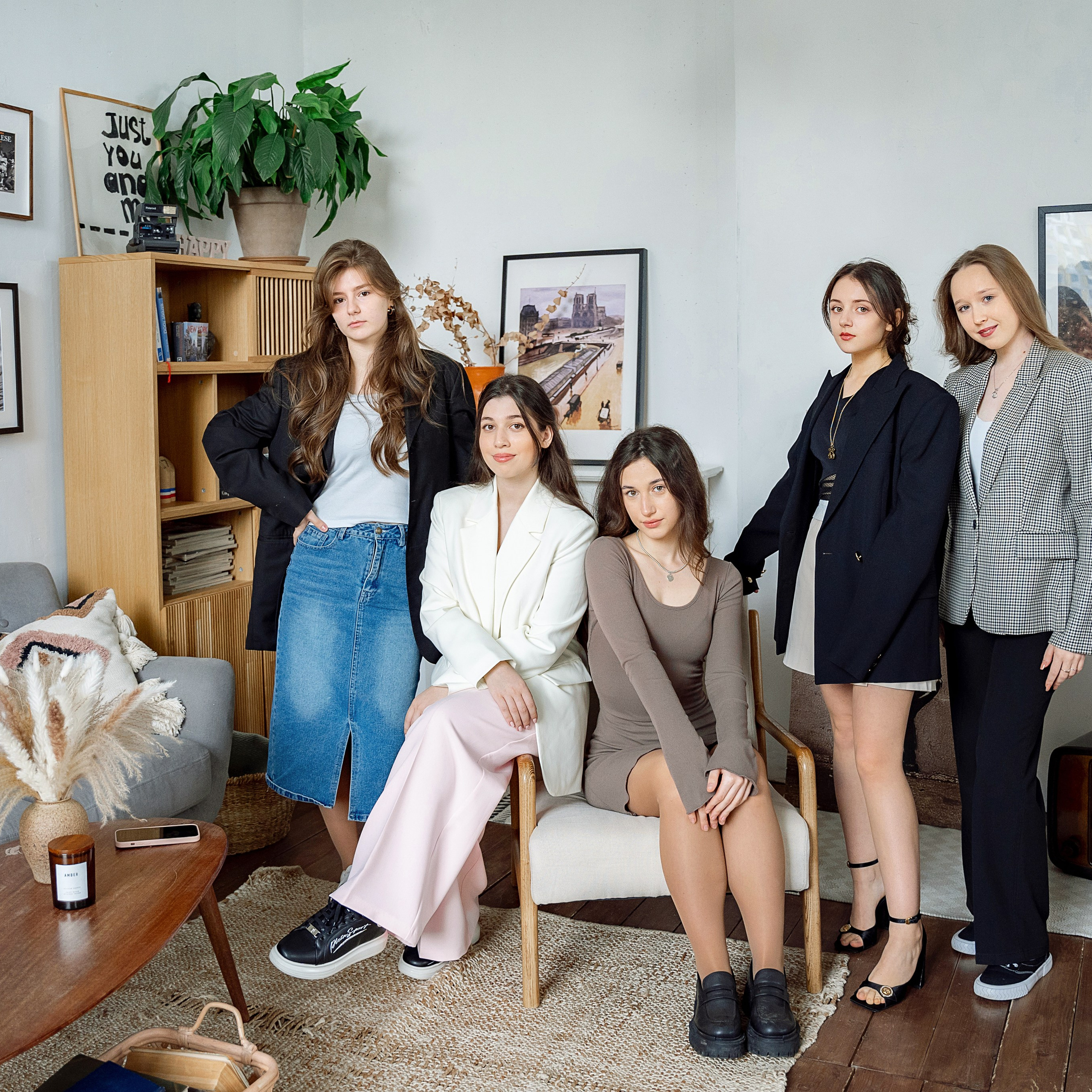 Съёмка для 11А в студии и у школы