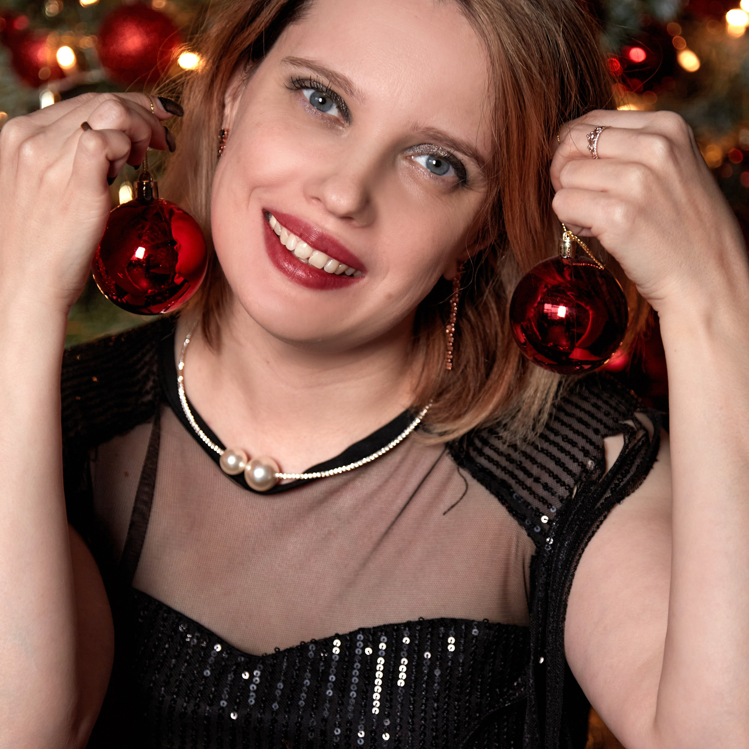 Новогодняя Алевтина