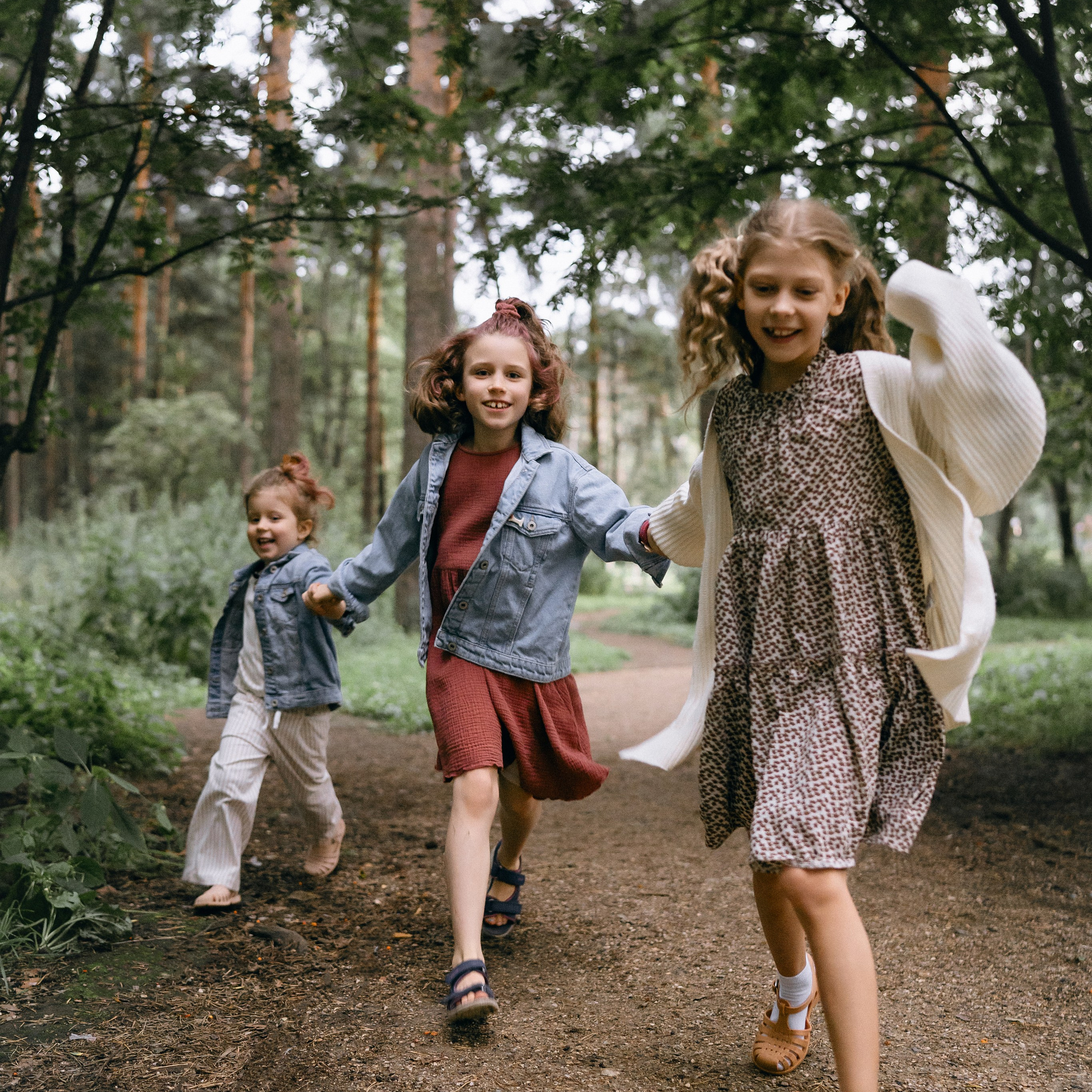 Ира, Света, Ева, Ксюша, Ника