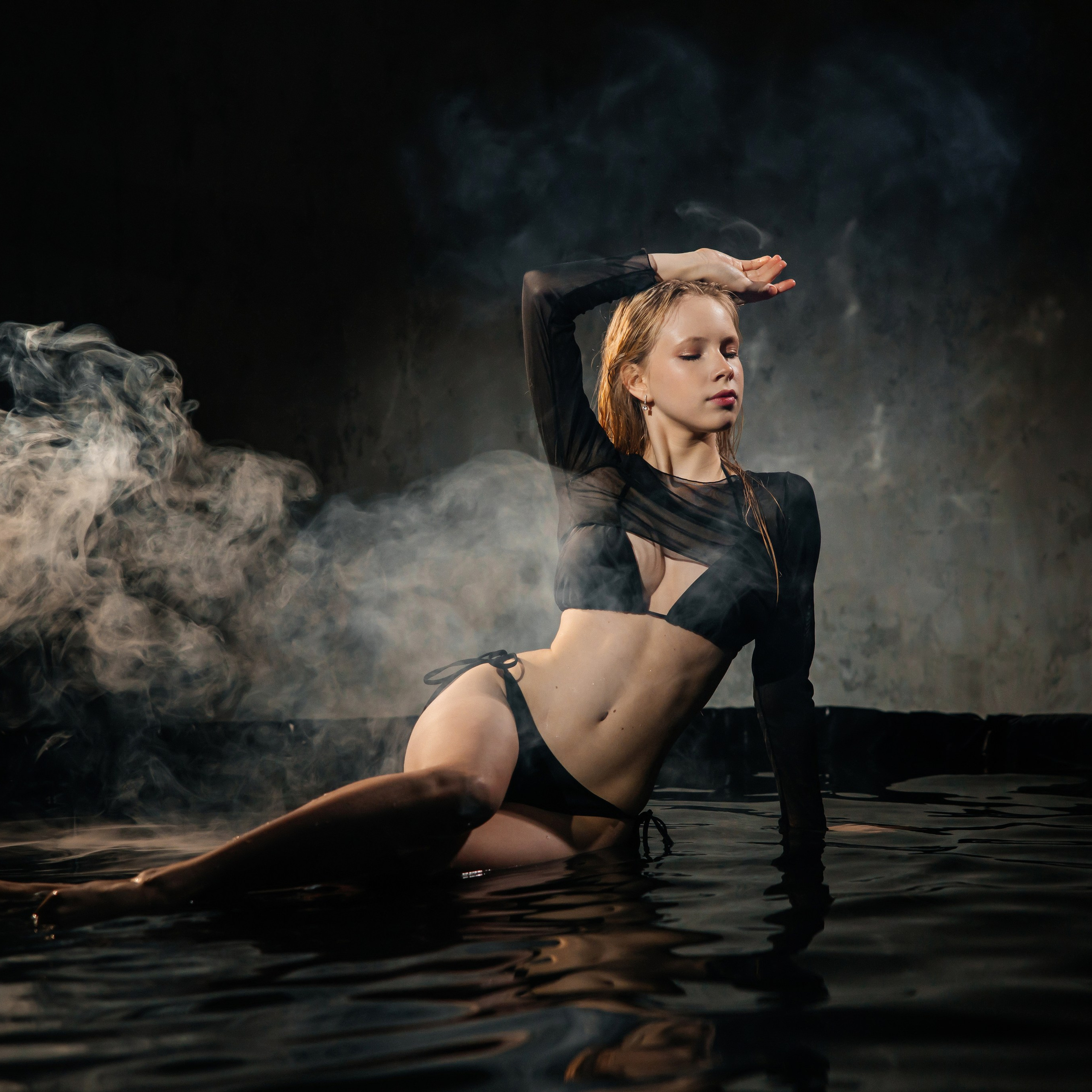 Ксюша в&nbsp;воде