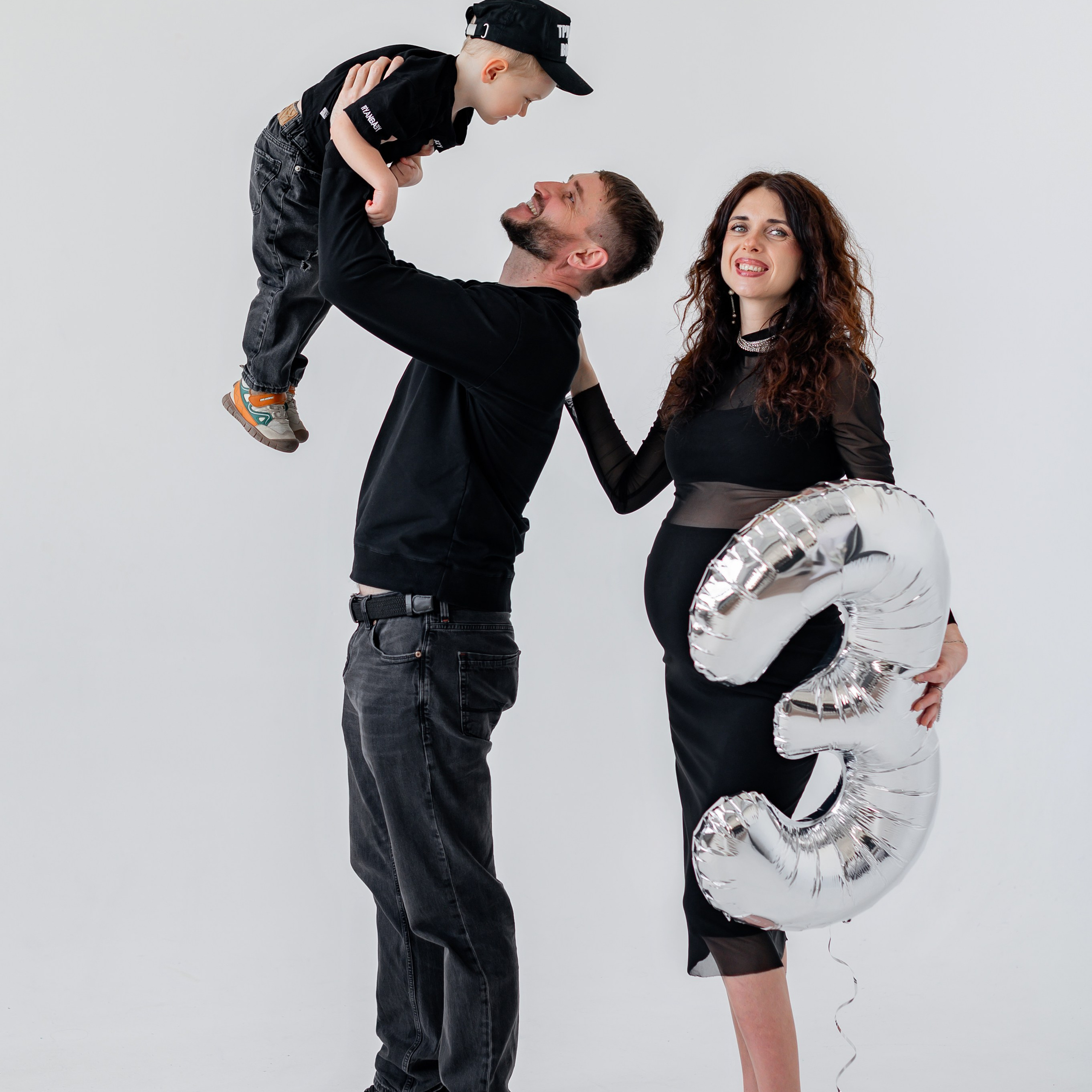 Саша Маша Гриша и&nbsp;Максим