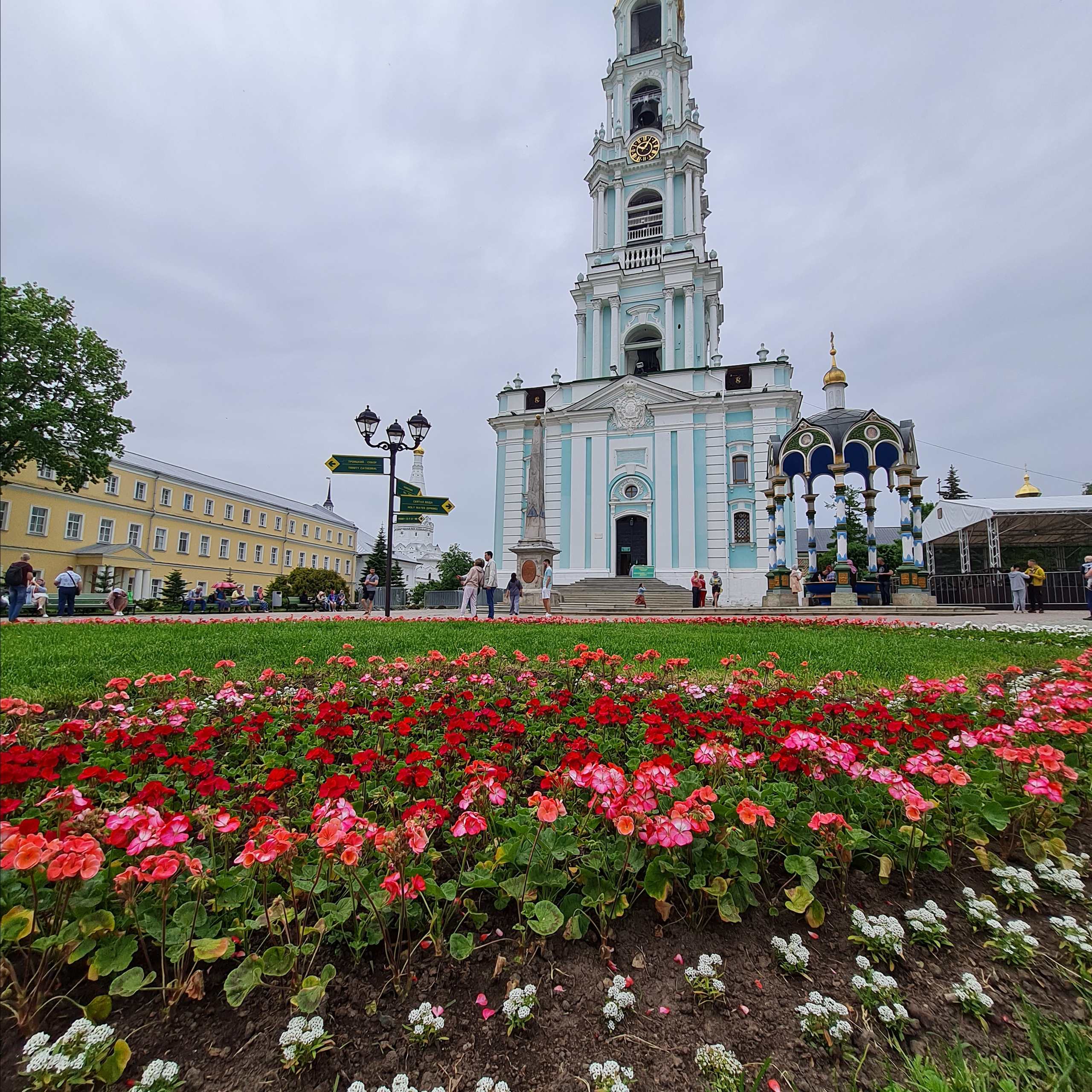 Сергиев Пассат — Ростов — Ярославль — Переславль Залесский. Вижу