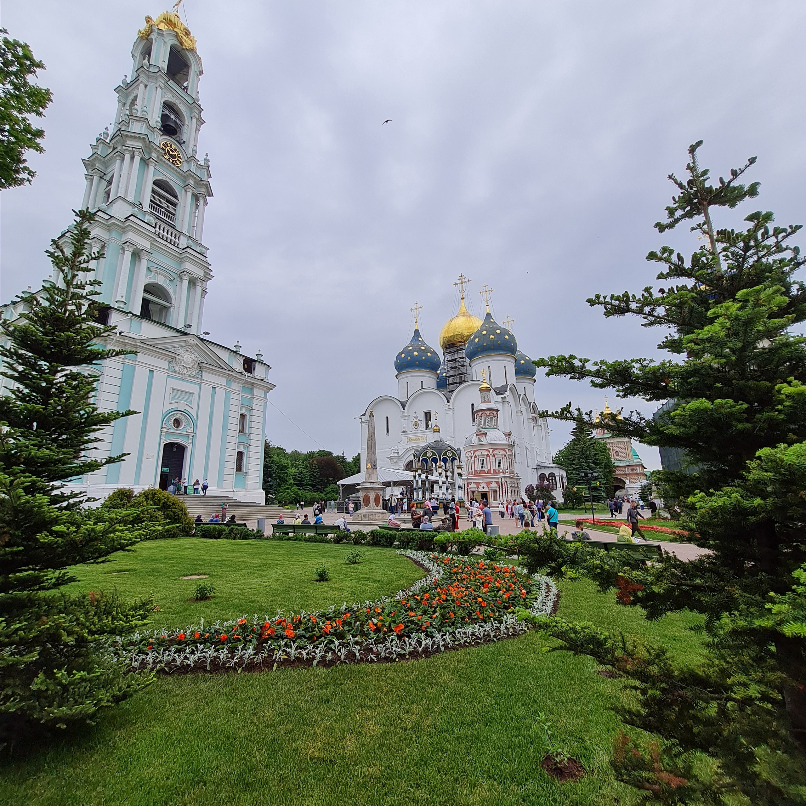 Сергиев Пассат — Ростов — Ярославль — Переславль Залесский. Вижу