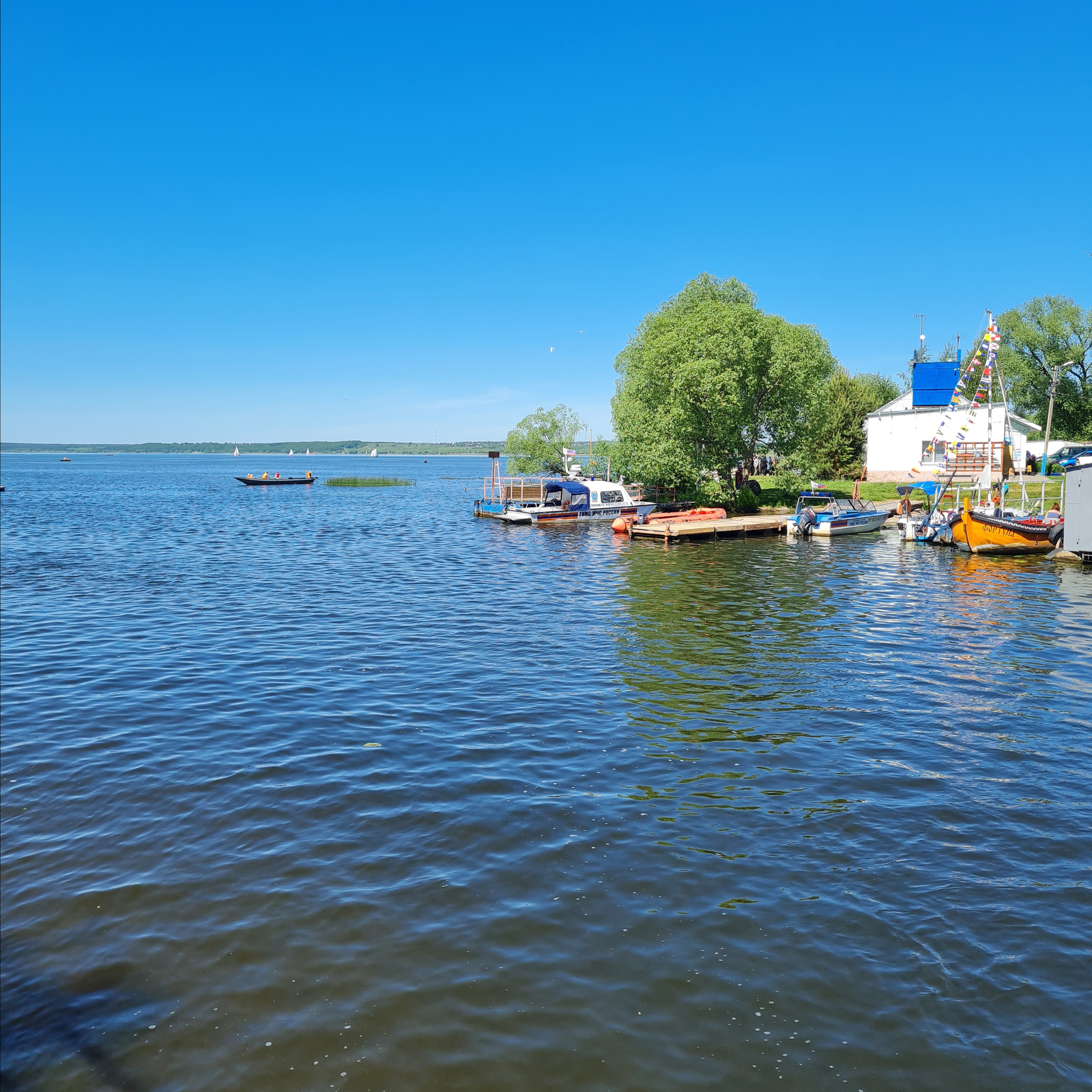 Сергиев Пассат — Ростов — Ярославль — Переславль Залесский. Вижу