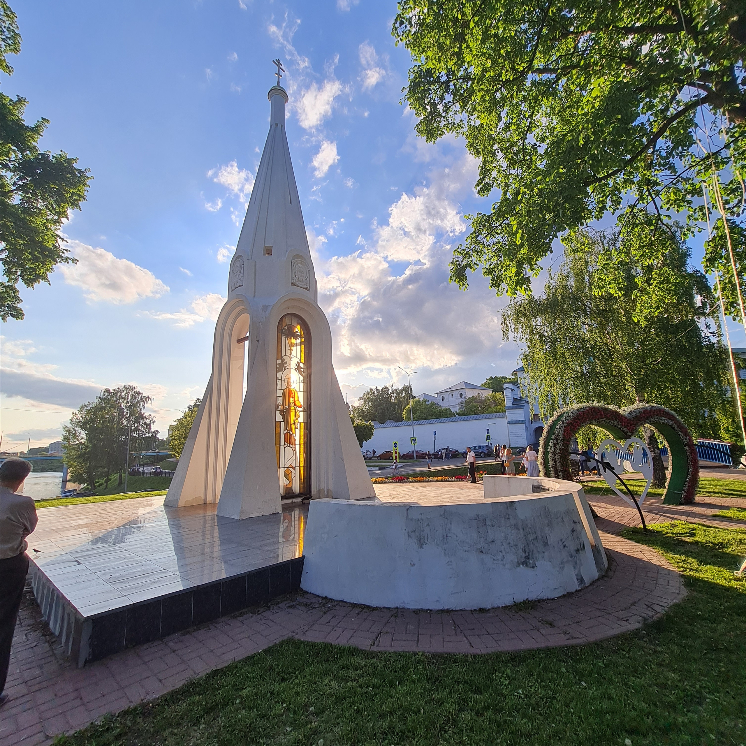 Сергиев Пассат — Ростов — Ярославль — Переславль Залесский. Вижу