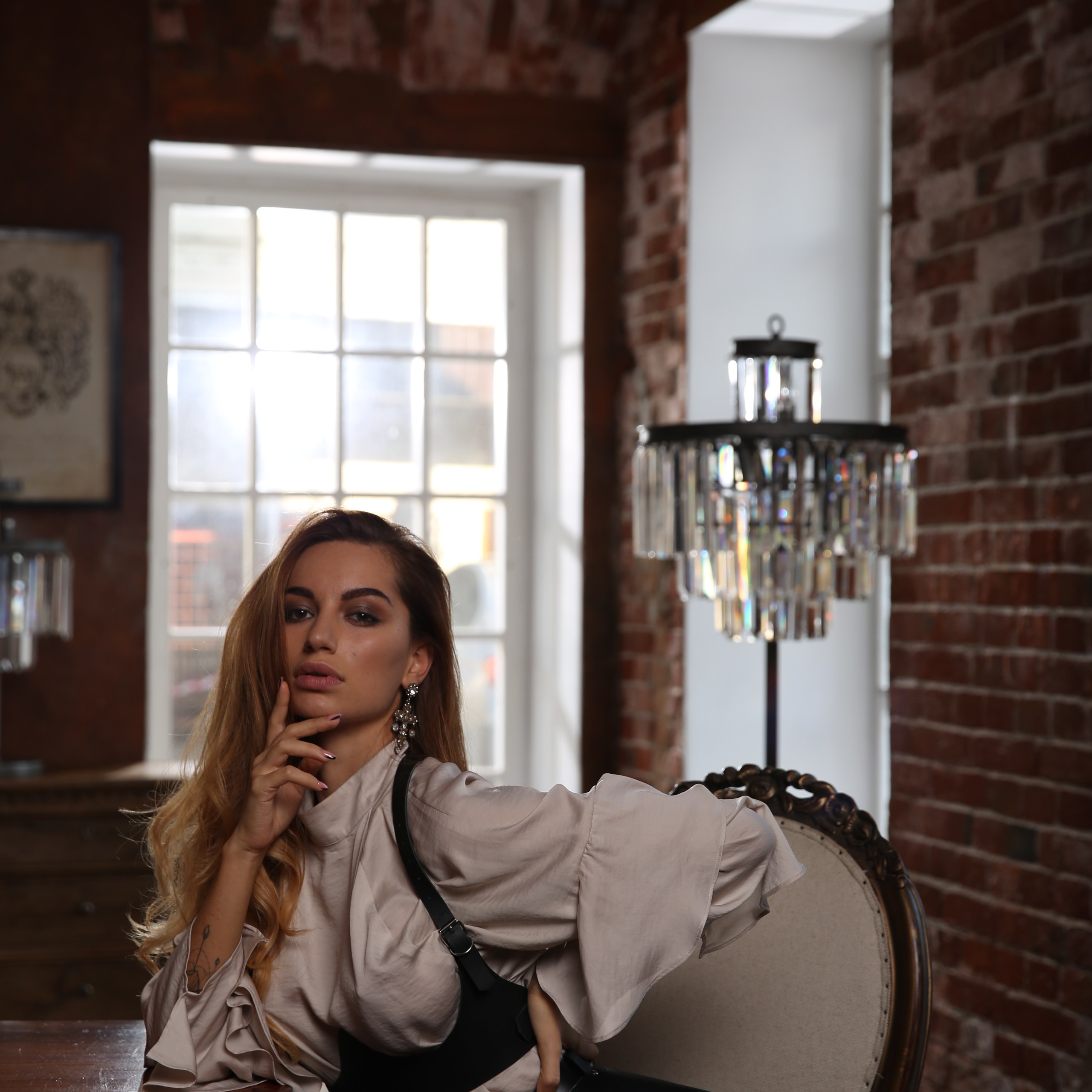 Фотосессия ню в эротическом белье в Москве в студии от ню фотографа. Фотосессия в студии в Москве от профессионального фотографа услуги по доступным ценам