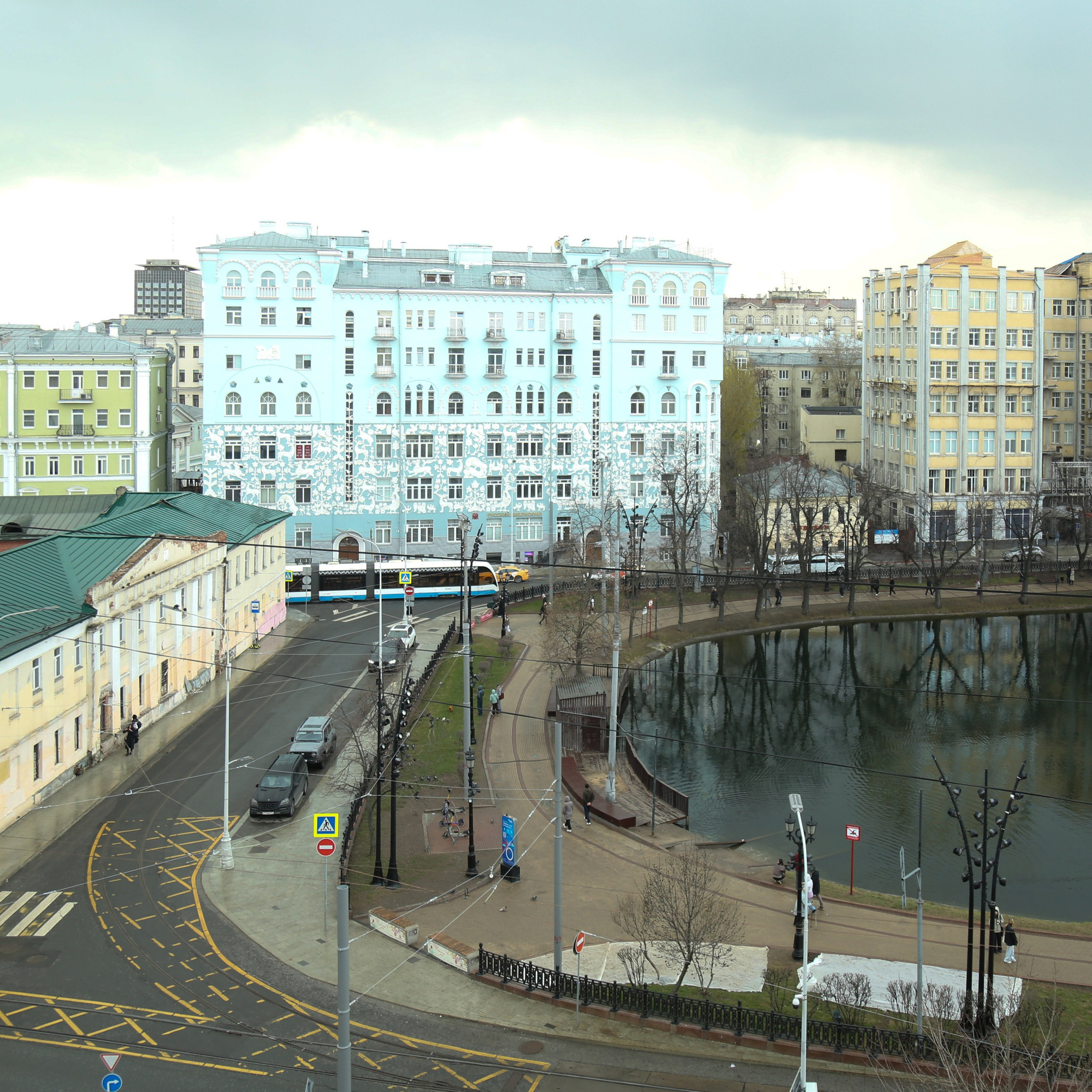 Свадебная фотосессия Андрея и Татьяны. Фотосессия в студии в Москве от профессионального фотографа услуги по доступным ценам