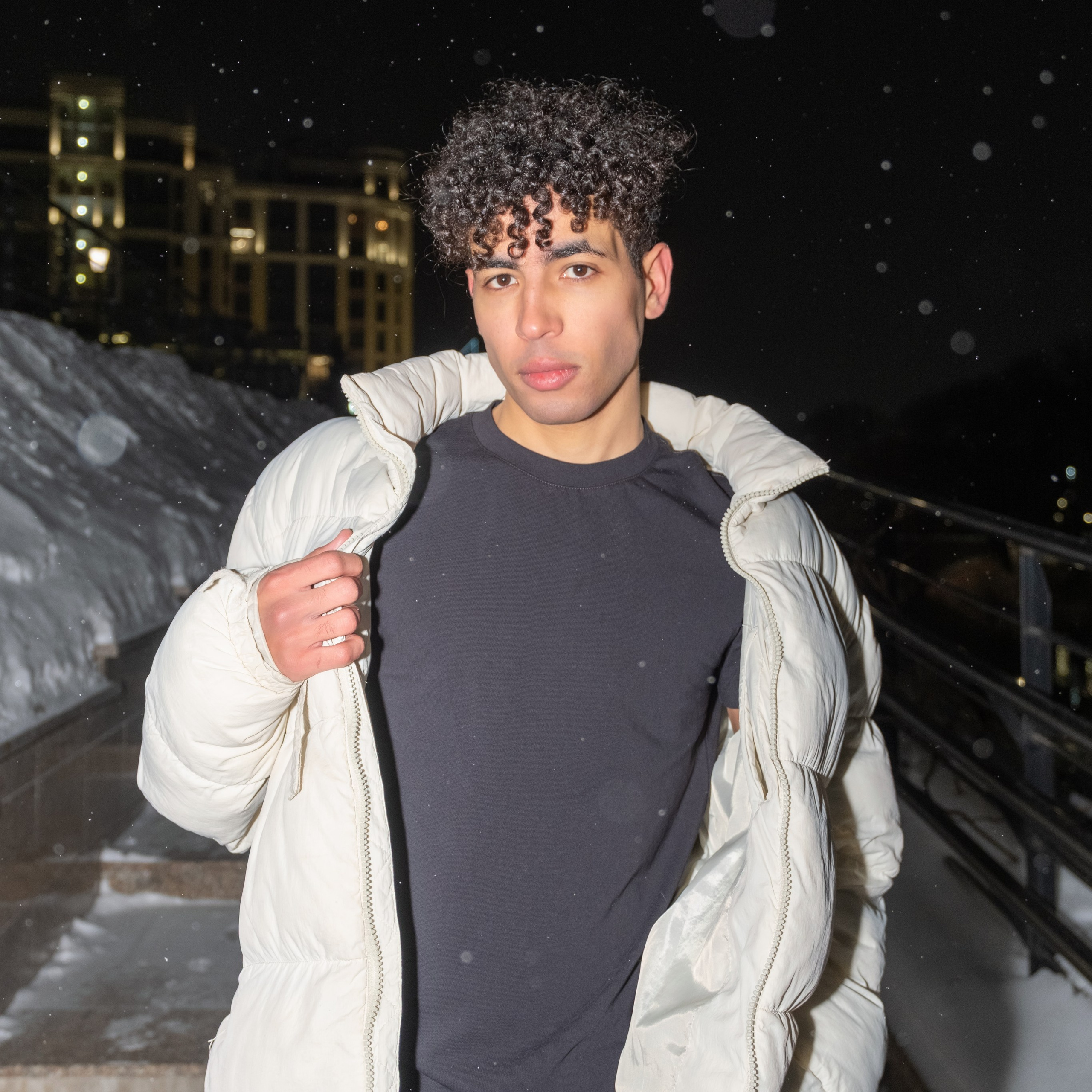 Ahmed. На улице Горького