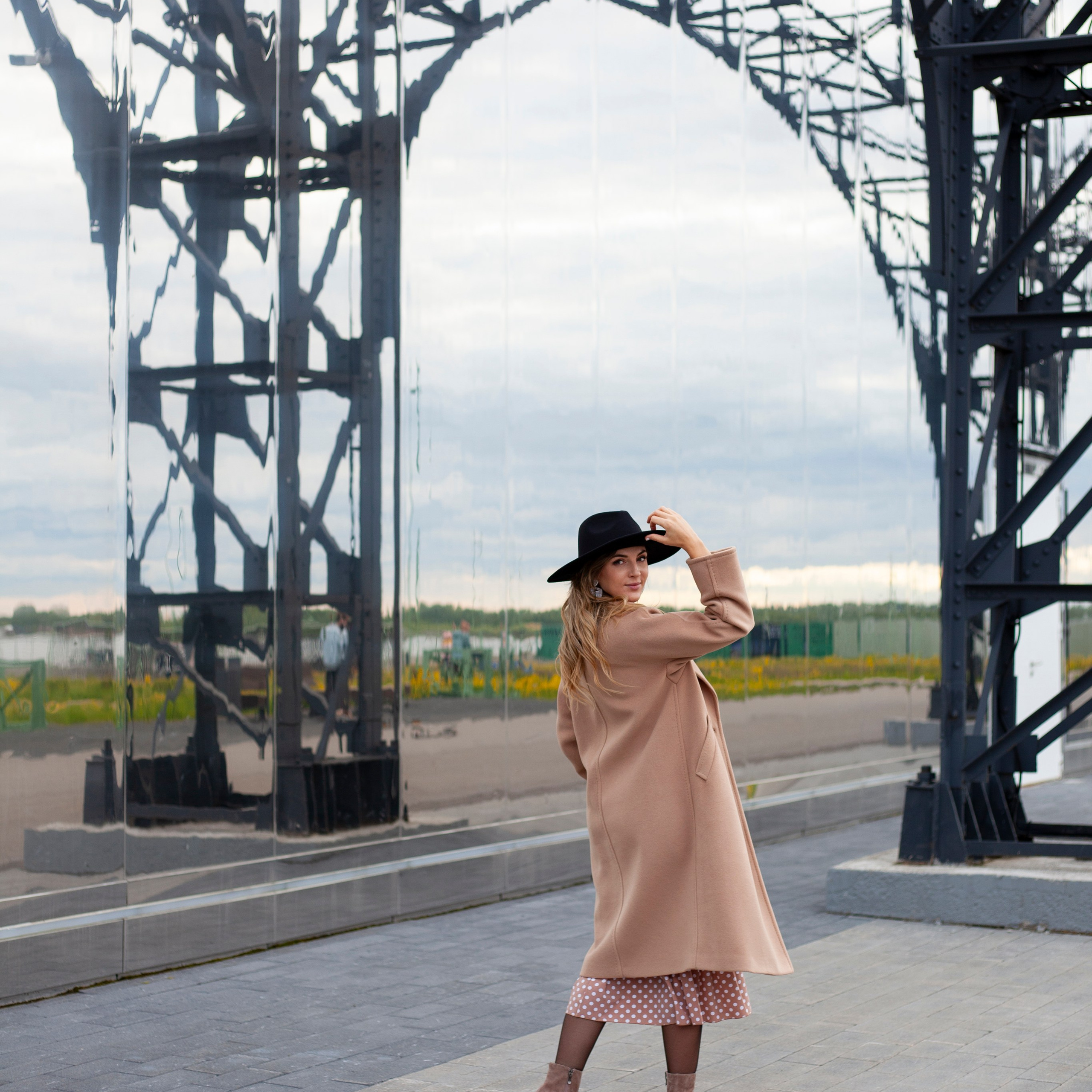 Стрелка: на слиянии Оки и Волги. Главная