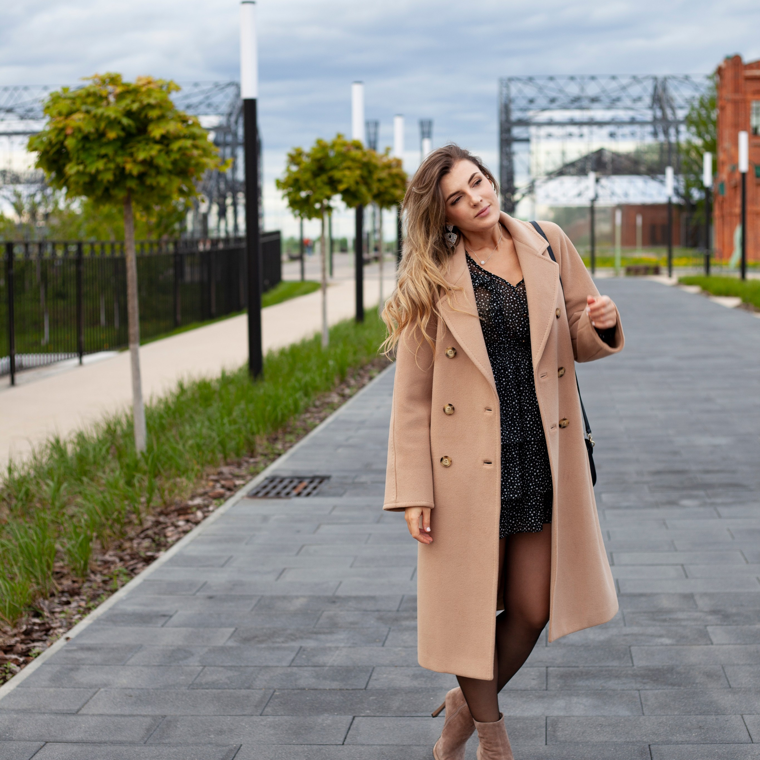 Стрелка: на слиянии Оки и Волги. Главная